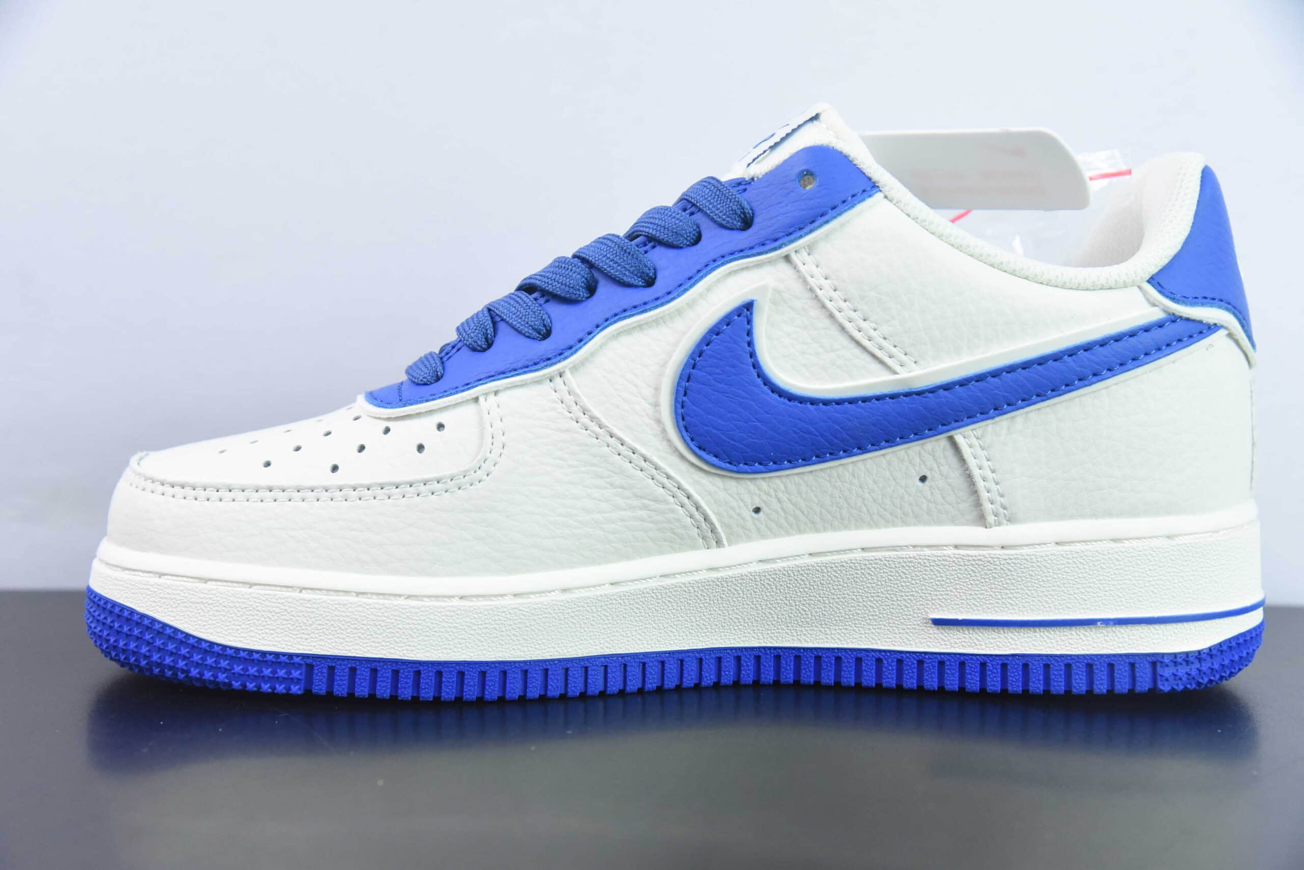 耐克Nike Air Force 1 Low “40TH” 皮革米白蓝银叠勾空军一号低帮休闲板鞋纯原版本 货号：JF1983-555 