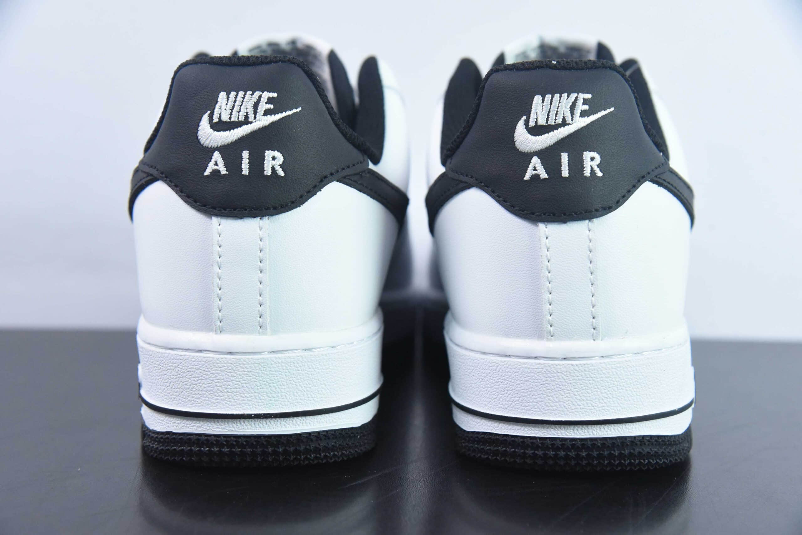 耐克Nike Air Force 1 Low 黑白空军一号低帮百搭休闲运动板鞋纯原版本 货号：DH7561-102