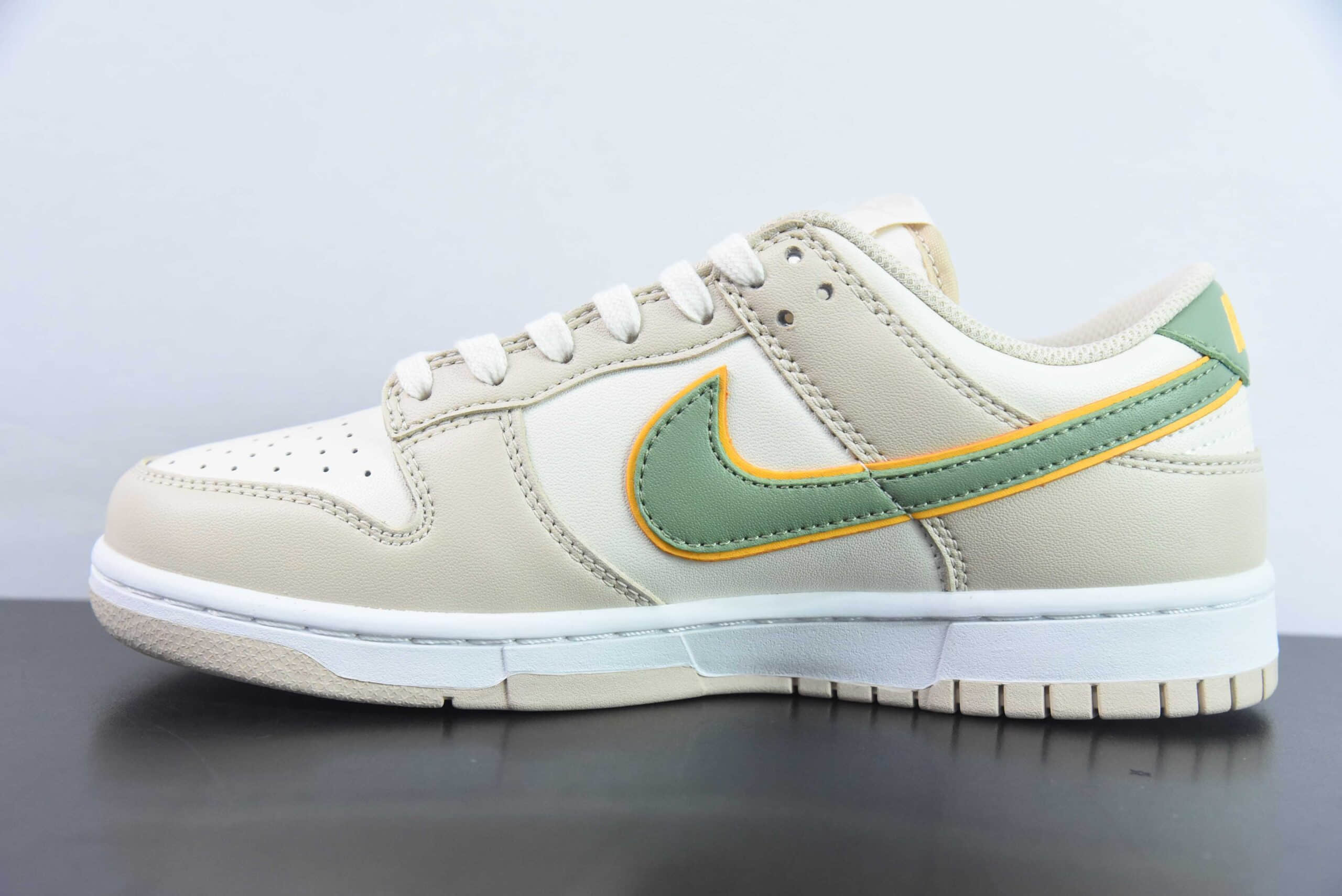 耐克Nike SB Dunk Low Light Tan黄绿小清新SB低帮休闲滑板鞋纯原版本 货号：FQ6869-131