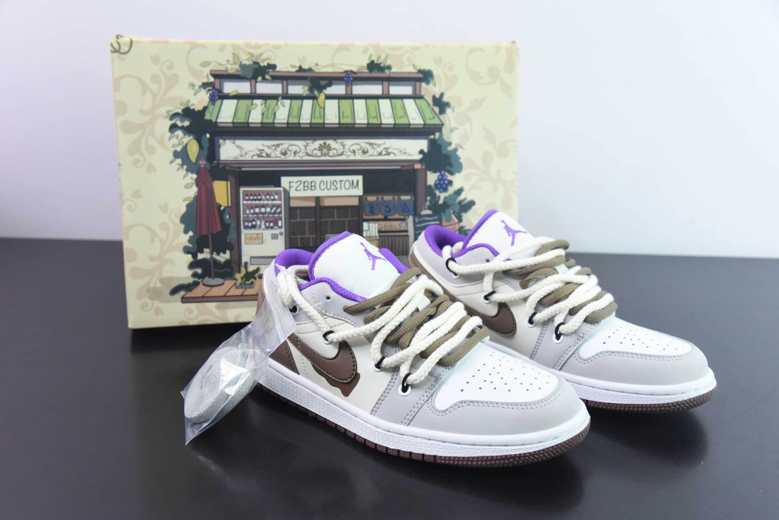 乔丹Air Jordan 1 Low GSAJ1浅灰紫棕巧克力奶茶绑绳低帮复古文化篮球鞋纯原版本 货号：553560-215