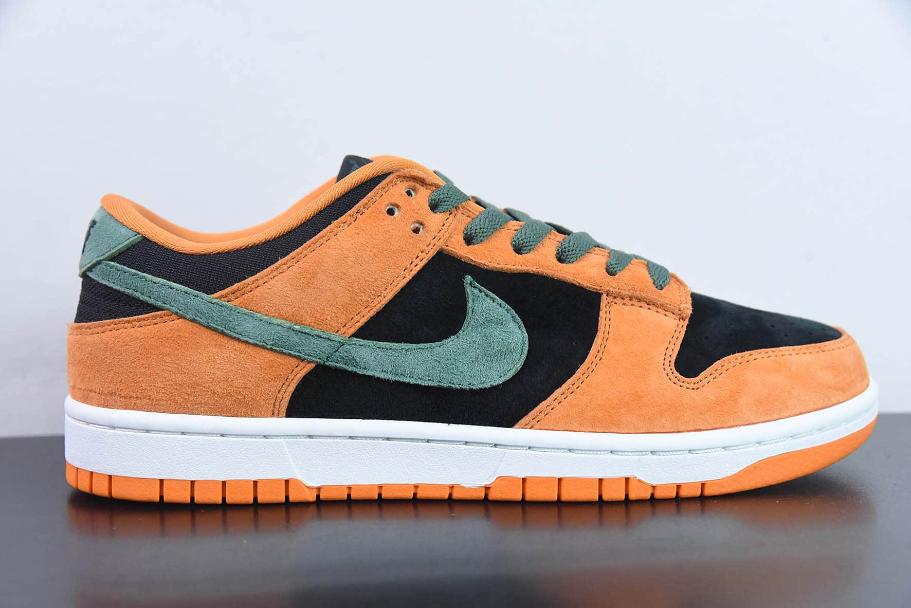 耐克Nike Dunk Low Retro PRM黑橙丑小鸭低帮休闲运动板鞋纯原版本 货号： DA1469-001