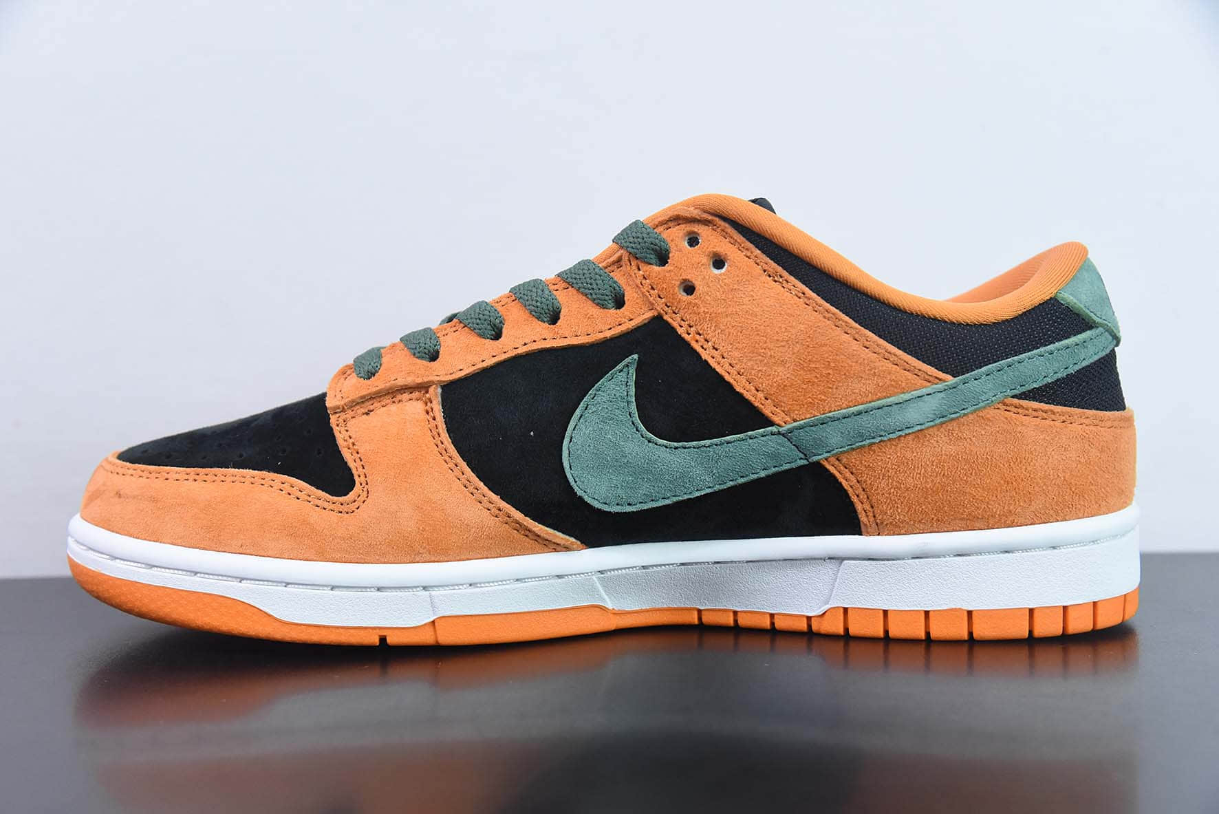 耐克Nike Dunk Low Retro PRM黑橙丑小鸭低帮休闲运动板鞋纯原版本 货号： DA1469-001