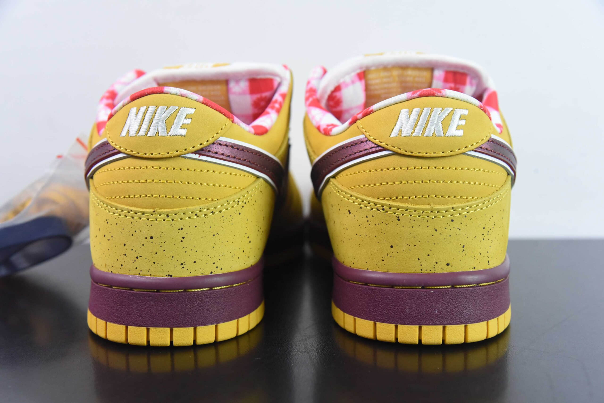 耐克Nike SB Dunk Low x Concepts Yeelow Lobster 波士顿黄龙虾联名SB低帮休闲板鞋纯原版本 货号：313170-137566 