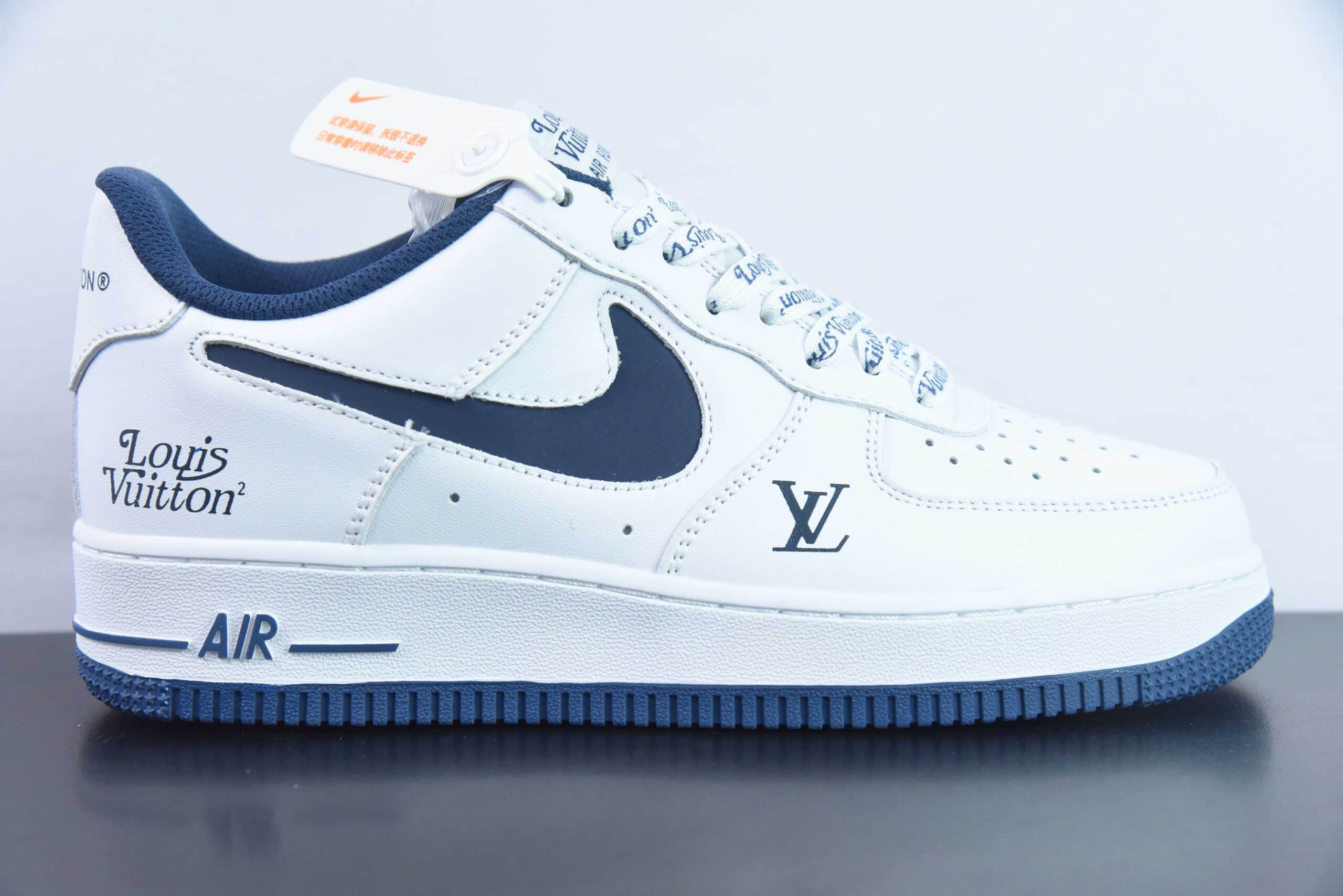 耐克Nike Air Force 1 Low白蓝LV印花空军一号低帮运动休闲板鞋纯原版本 货号：LV1898-831 