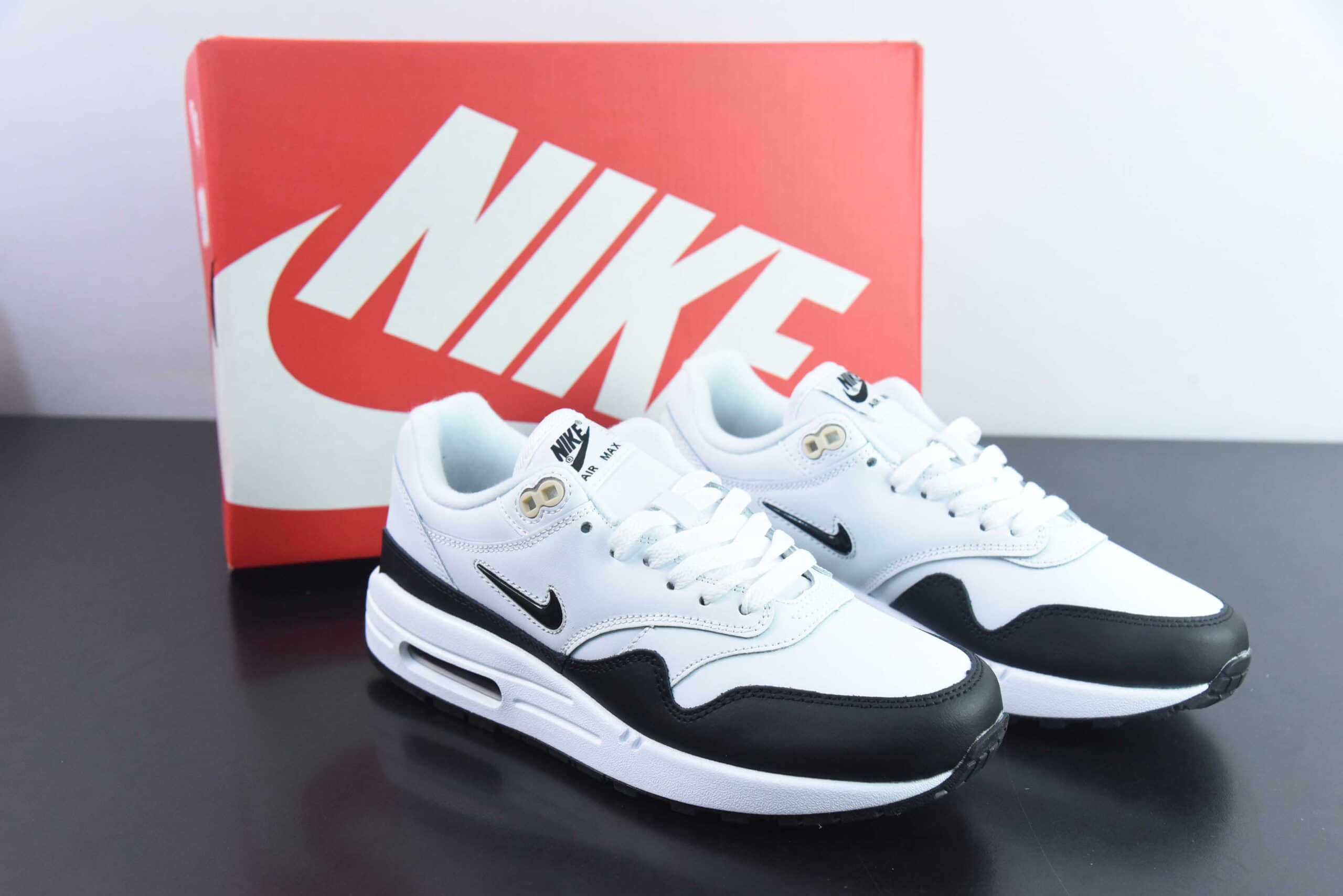 耐克Nike Air Max 1 PremiumJewelWhiteBlack皮革黑白小钩初代系列低帮复古气垫百搭休闲运动慢跑鞋纯原版本 货号：918354-100 