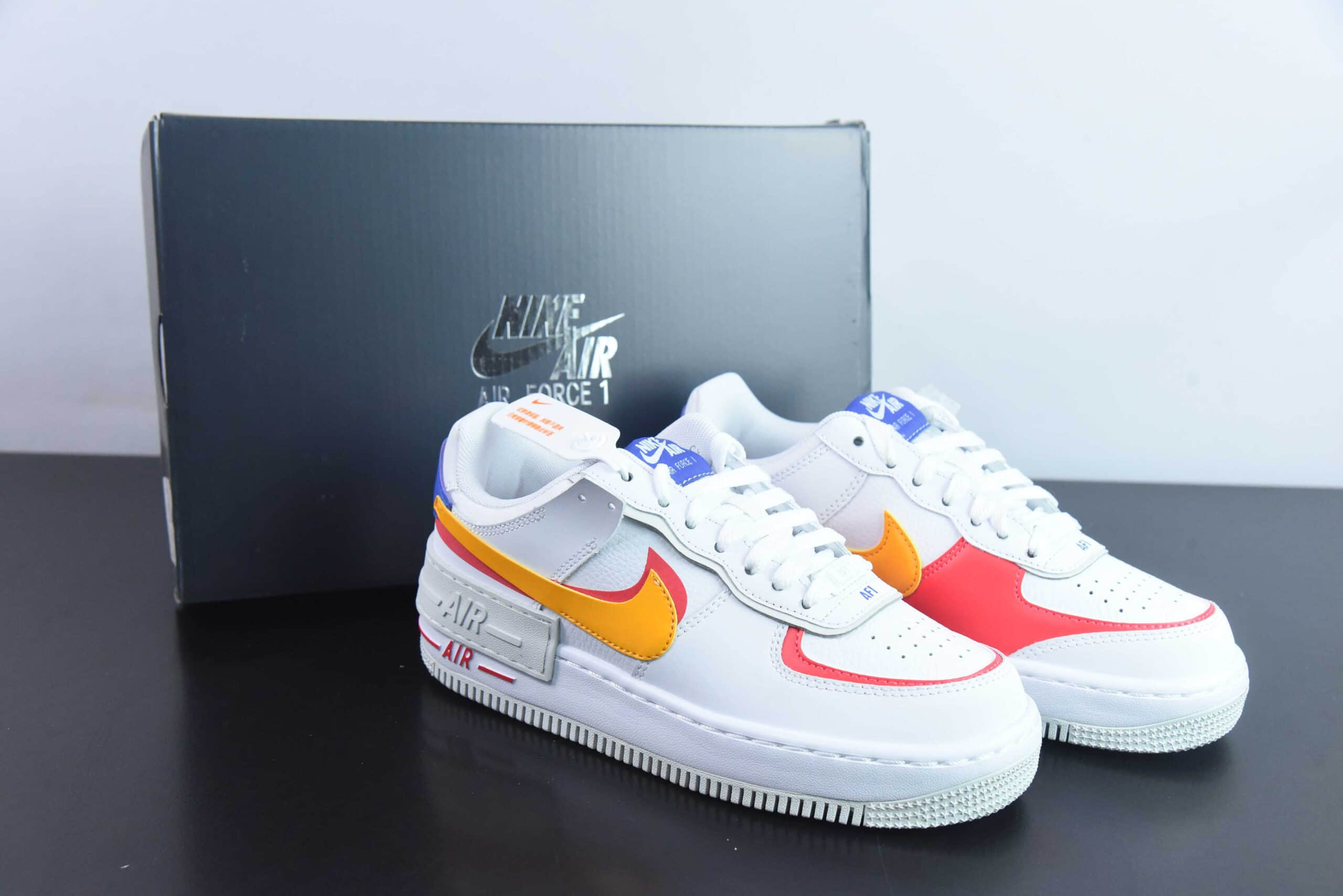 耐克Nike Air Force 1 Shadow白黄红”双勾解构空军一号轻量增高低帮板鞋纯原版本 货号：DZ1847-100