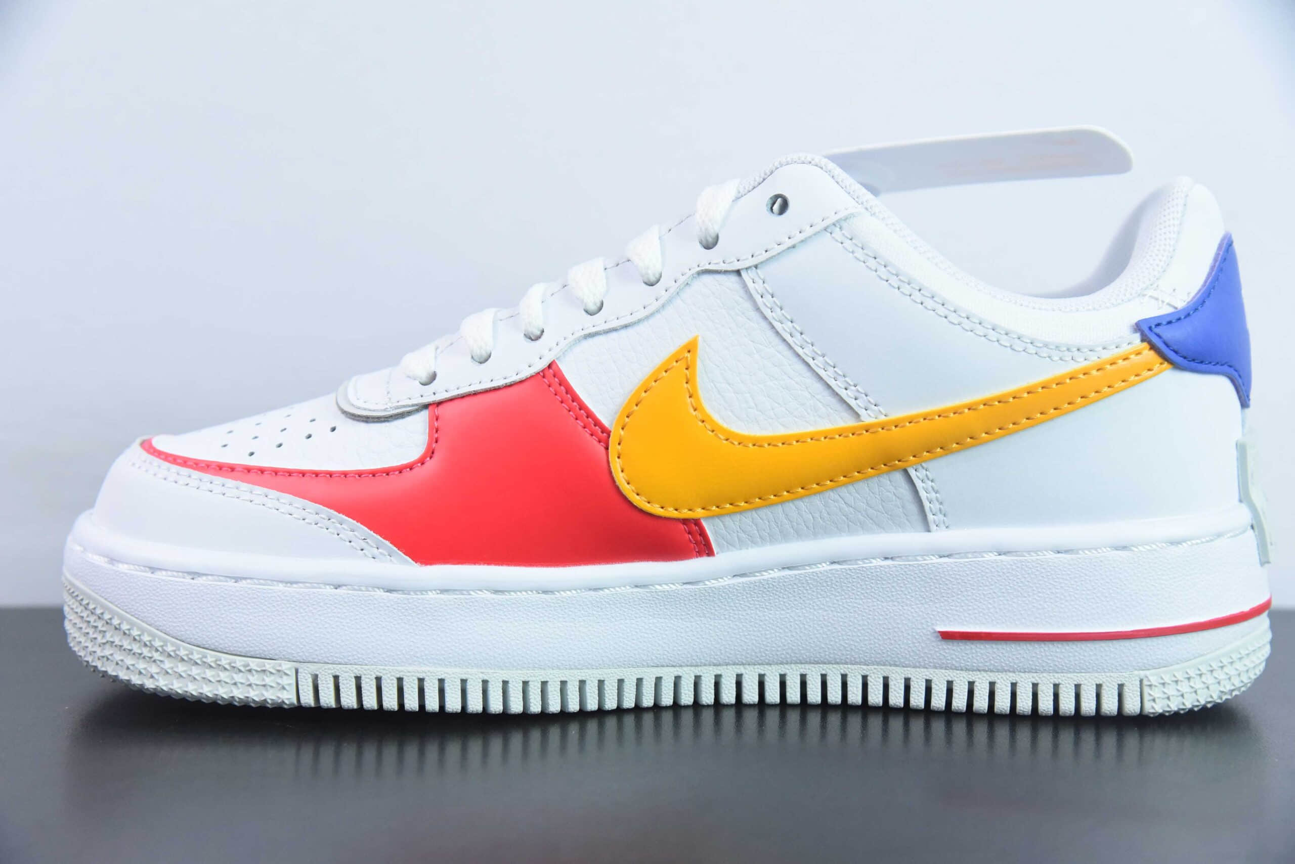 耐克Nike Air Force 1 Shadow白黄红”双勾解构空军一号轻量增高低帮板鞋纯原版本 货号：DZ1847-100