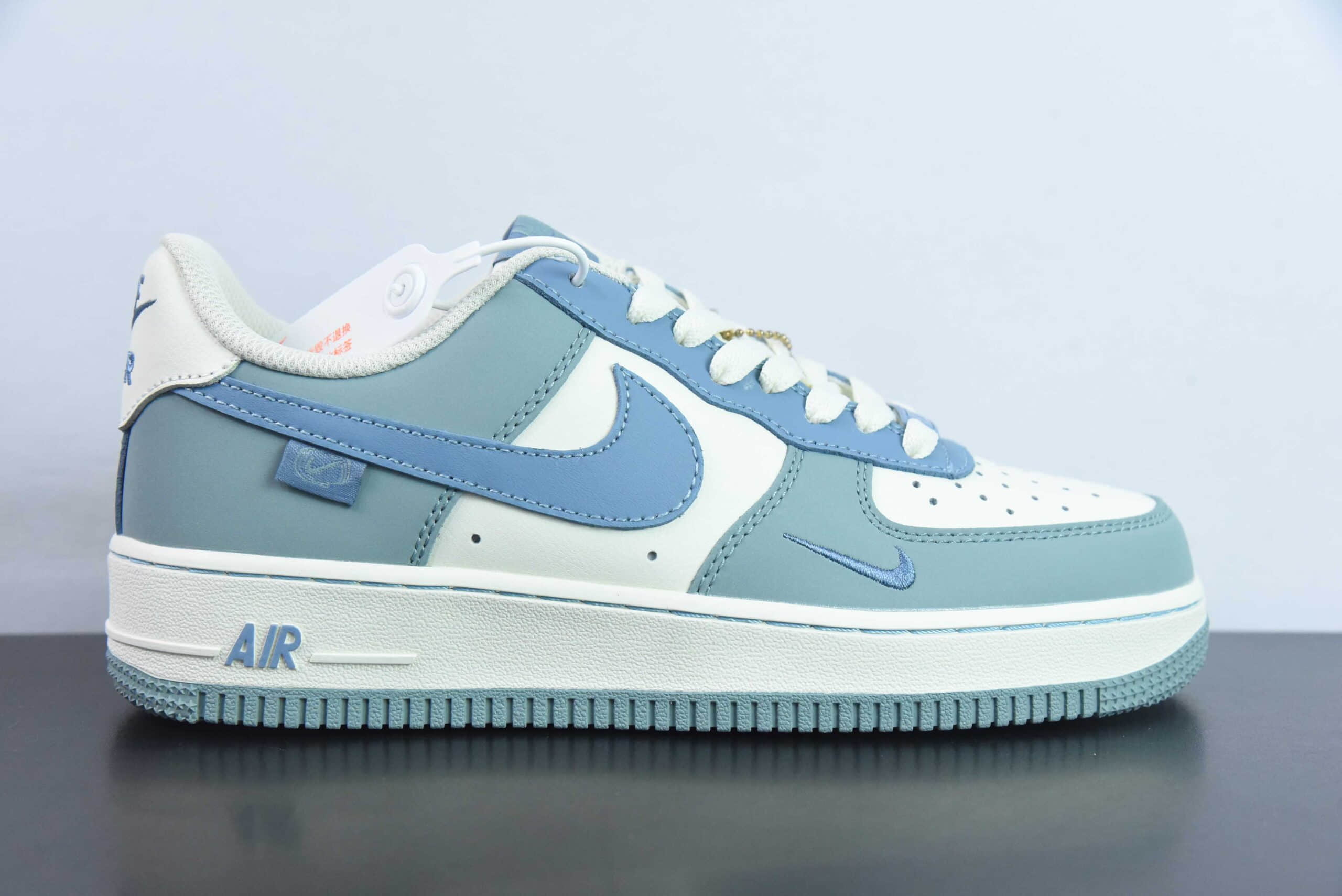 耐克Nike Air Force 1 Low '07 白蓝拼接空军一号低帮休闲板鞋纯原版本 货号：DB3301-177