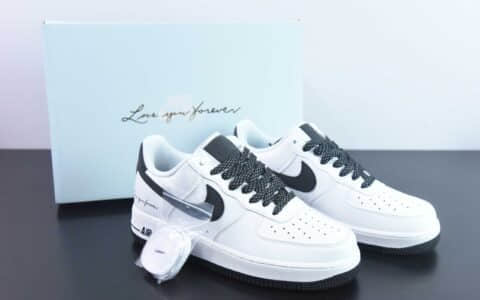 耐克Nike NOCTA x Nike Air Force 1 LowCertified Lover Boy痴情男孩白黑反光空军一号低帮休闲板鞋纯原版本 货号：L01718-052