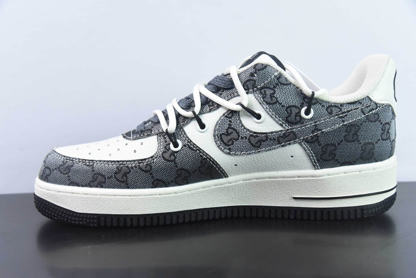 耐克Nike Air Force 1 AF1白黑牛仔古驰印花空军一号低帮休闲板鞋纯原版本 货号：BD7700-555