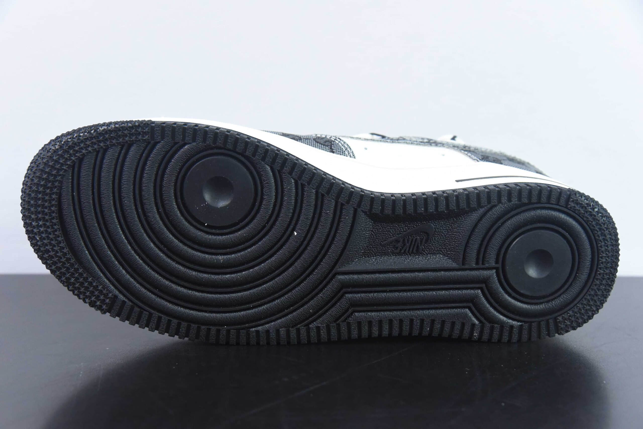 耐克Nike Air Force 1 AF1白黑牛仔古驰印花空军一号低帮休闲板鞋纯原版本 货号：BD7700-555