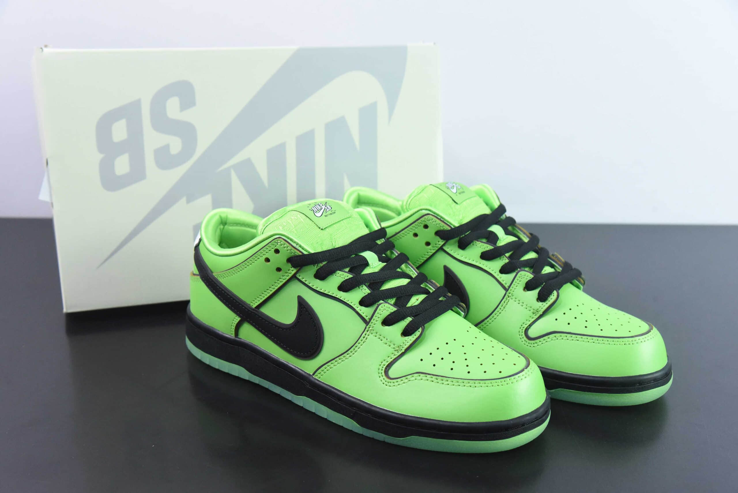 耐克Nike The Powerpuff Girls x NK SB Dunk Low飞天小女警联名绿色毛毛SB低帮休闲滑板鞋纯原版本 货号：FZ8319-300