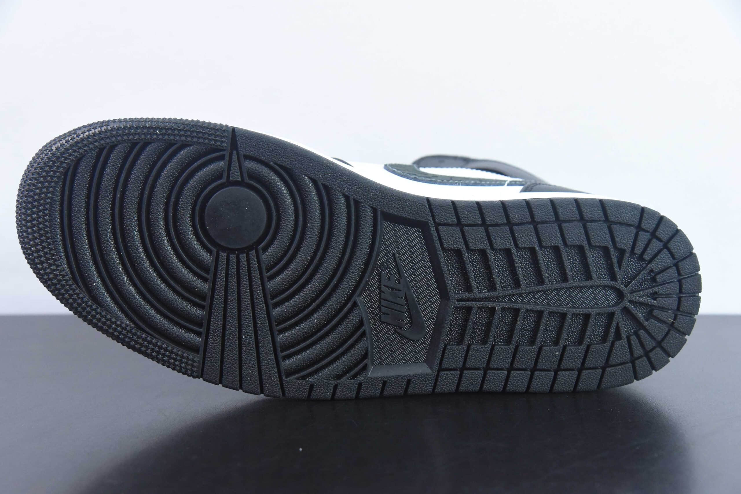 乔丹Air Jordan 1 Mid AJ1黑白爆裂纹中帮文化休闲板鞋纯原版本 货号：FB9911-001