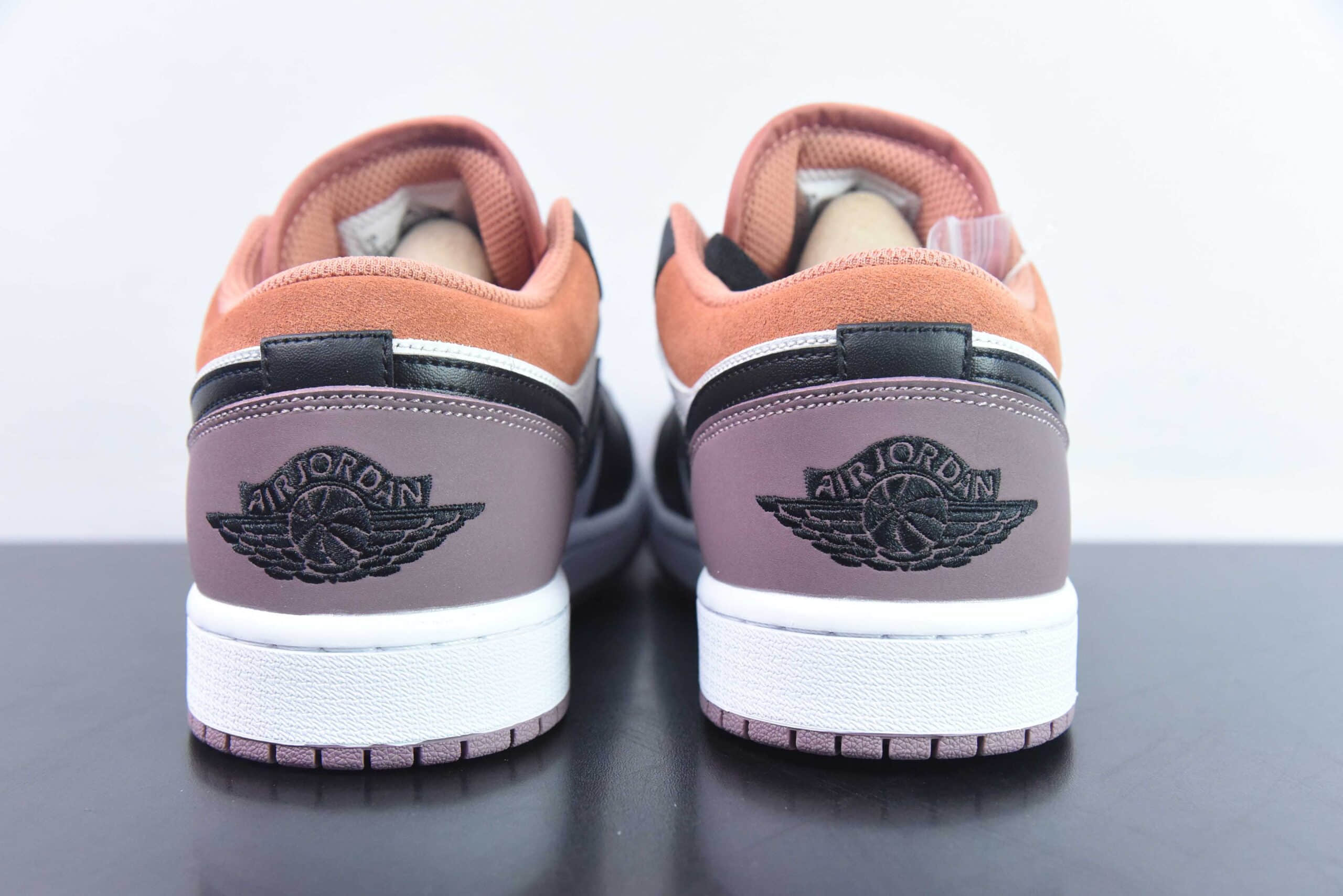 乔丹Jordan Air Jordan 1 Low AJ1白褐紫低帮复古文化篮球鞋纯原版本 货号：FB9907-102