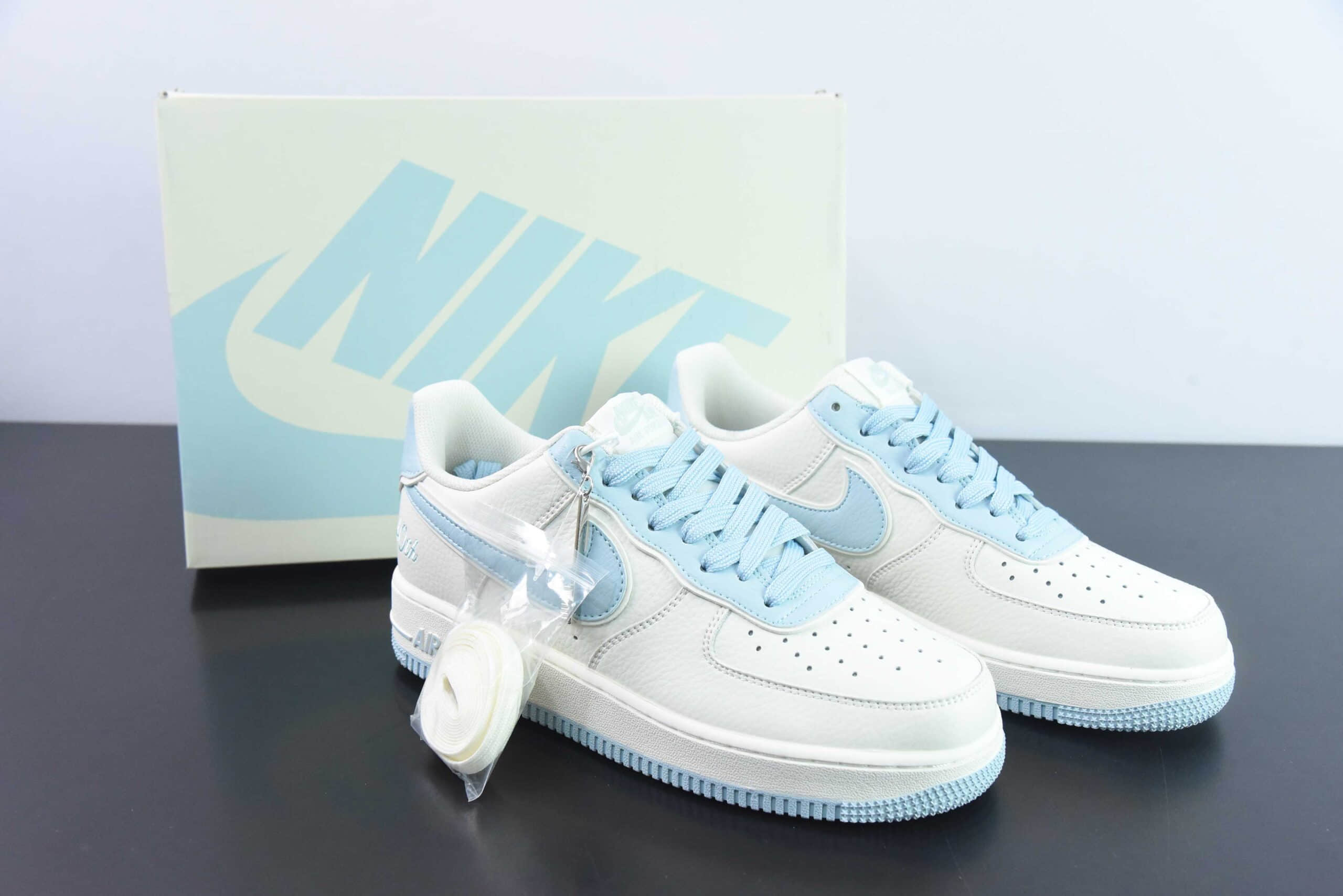 耐克Nike Air Force 1 Low 07 40th 40周年白蓝空军一号低帮休闲板鞋纯原版本 货号：JF1983-560