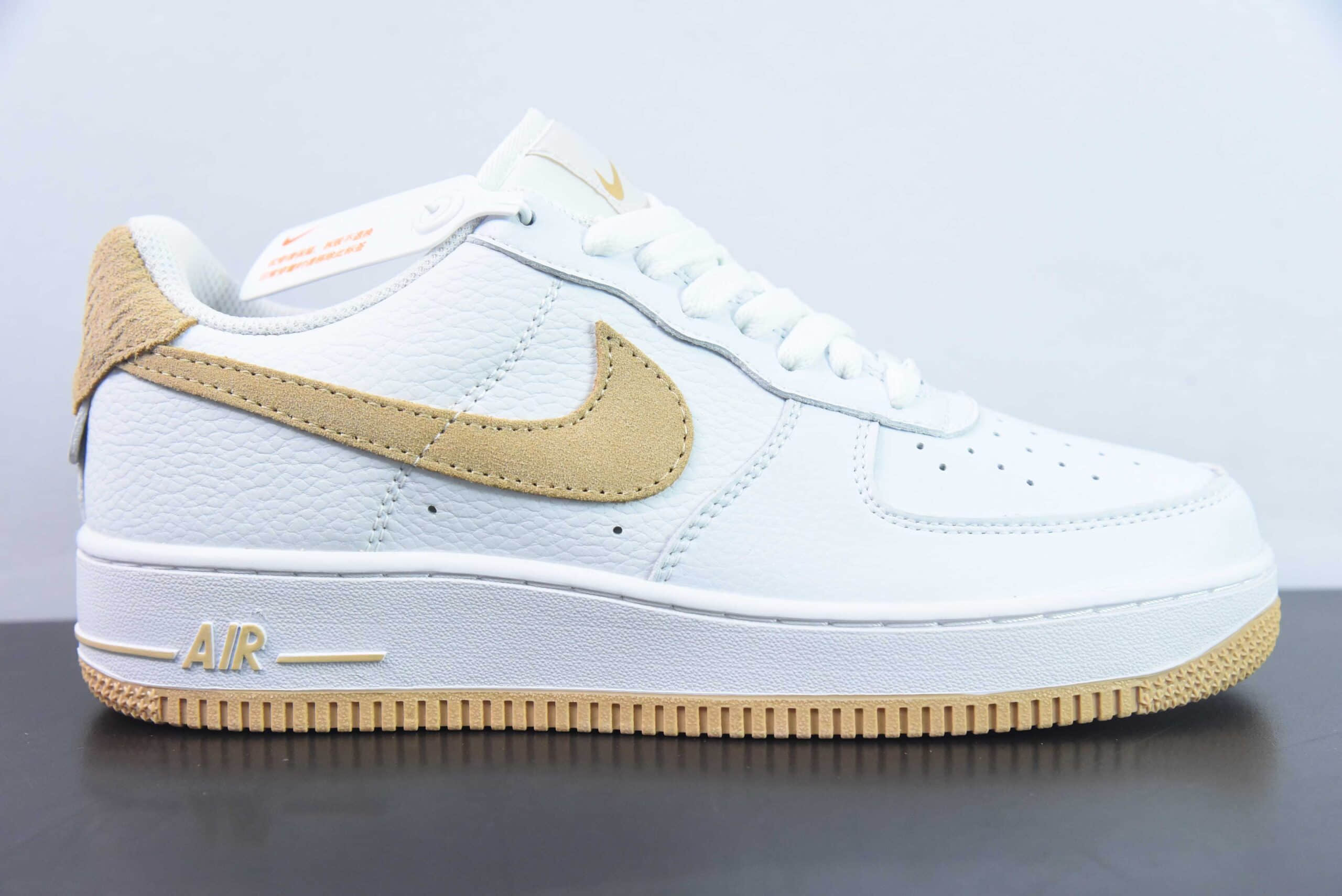 耐克Nike Air Force 1 ‘07 Low 白卡其空军一号低帮休闲板鞋纯原版本 货号：CN2873-103