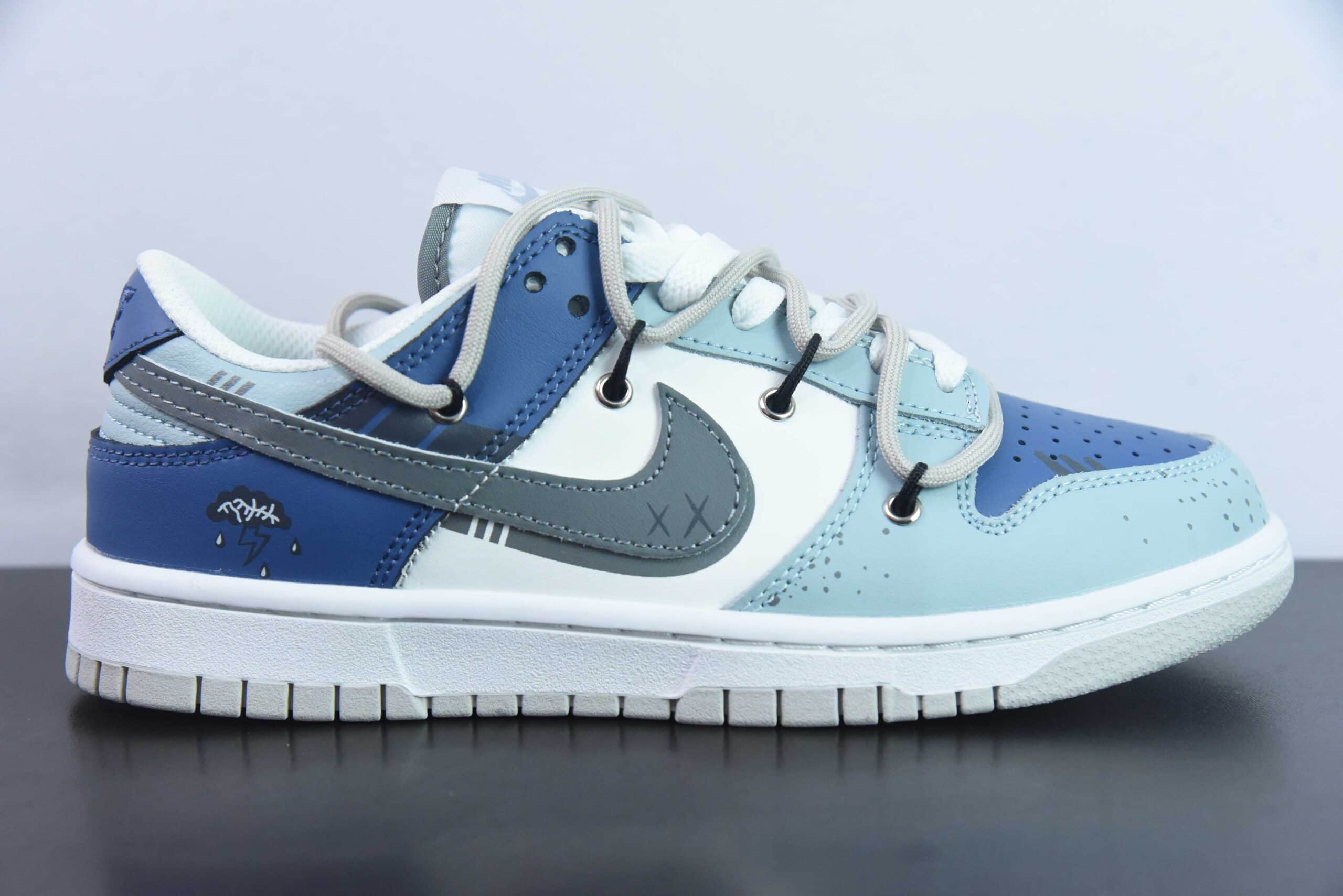 耐克Nike Dunk Low白灰蓝定制版解构绑带休闲板鞋纯原版本 货号：DV0831-101