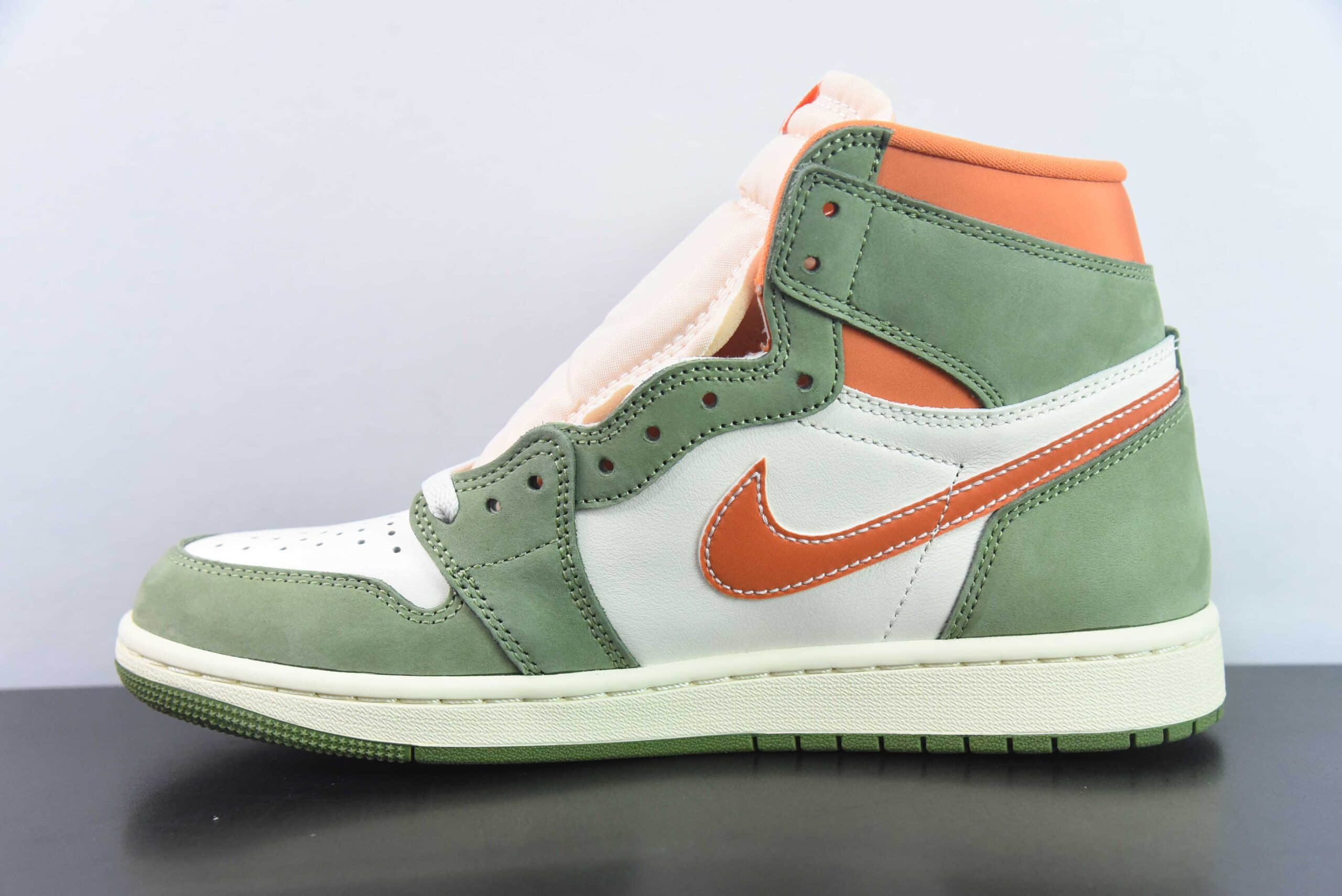 乔丹Air Jordan 1 High OG Celadon AJ1 解构复古椰奶绿高帮文化篮球鞋纯原版本 货号：FB9934-300