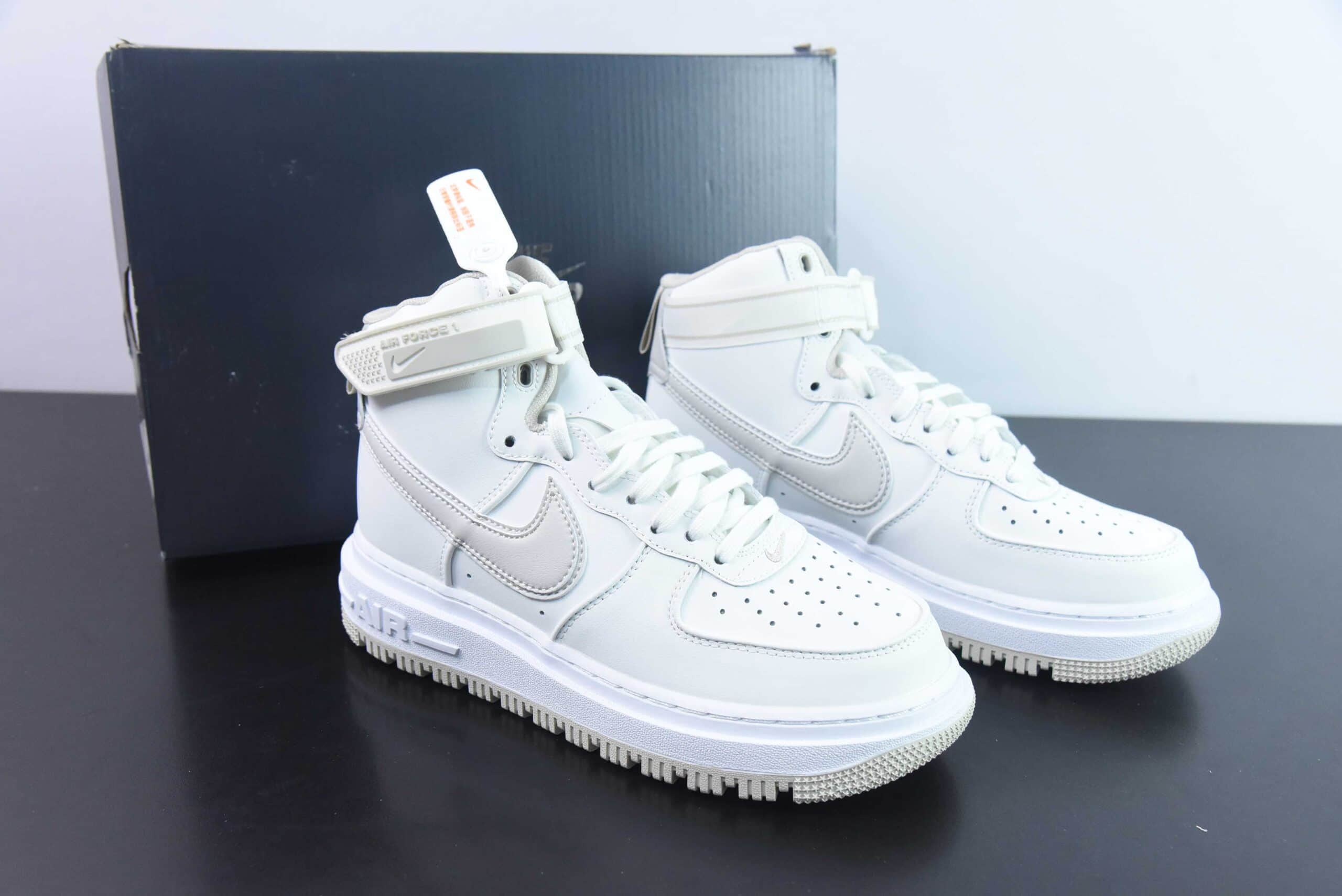 耐克Nike Air Force 1'07 Boot 白灰机能风空军一号高帮休闲板鞋纯原版本 货号：DA0418-100