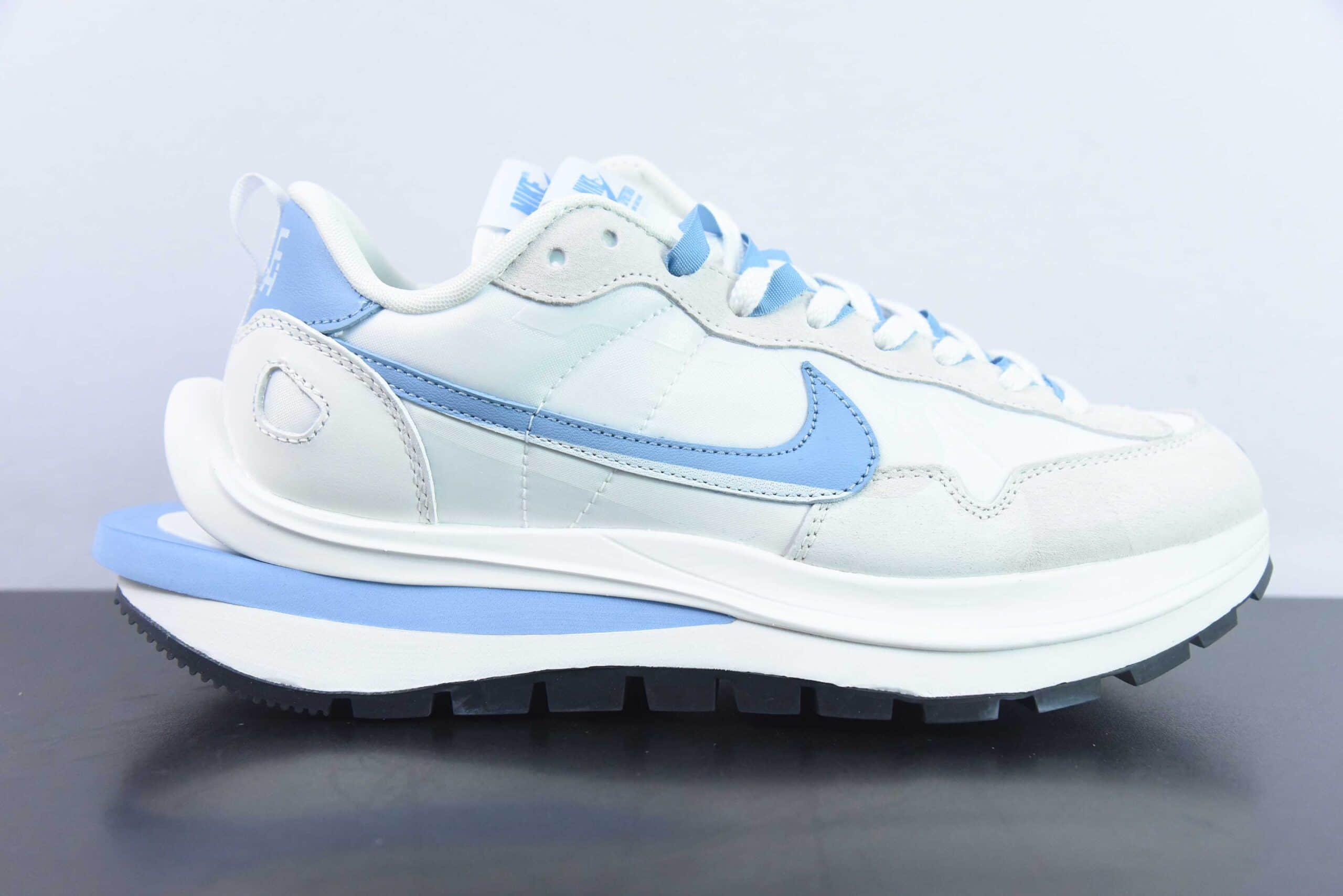 耐克Nike Sacai x VaporWaffle sacai 华夫3.0 灰白蓝低帮运动休闲走秀鞋纯原版本 货号：DD1875-112  
