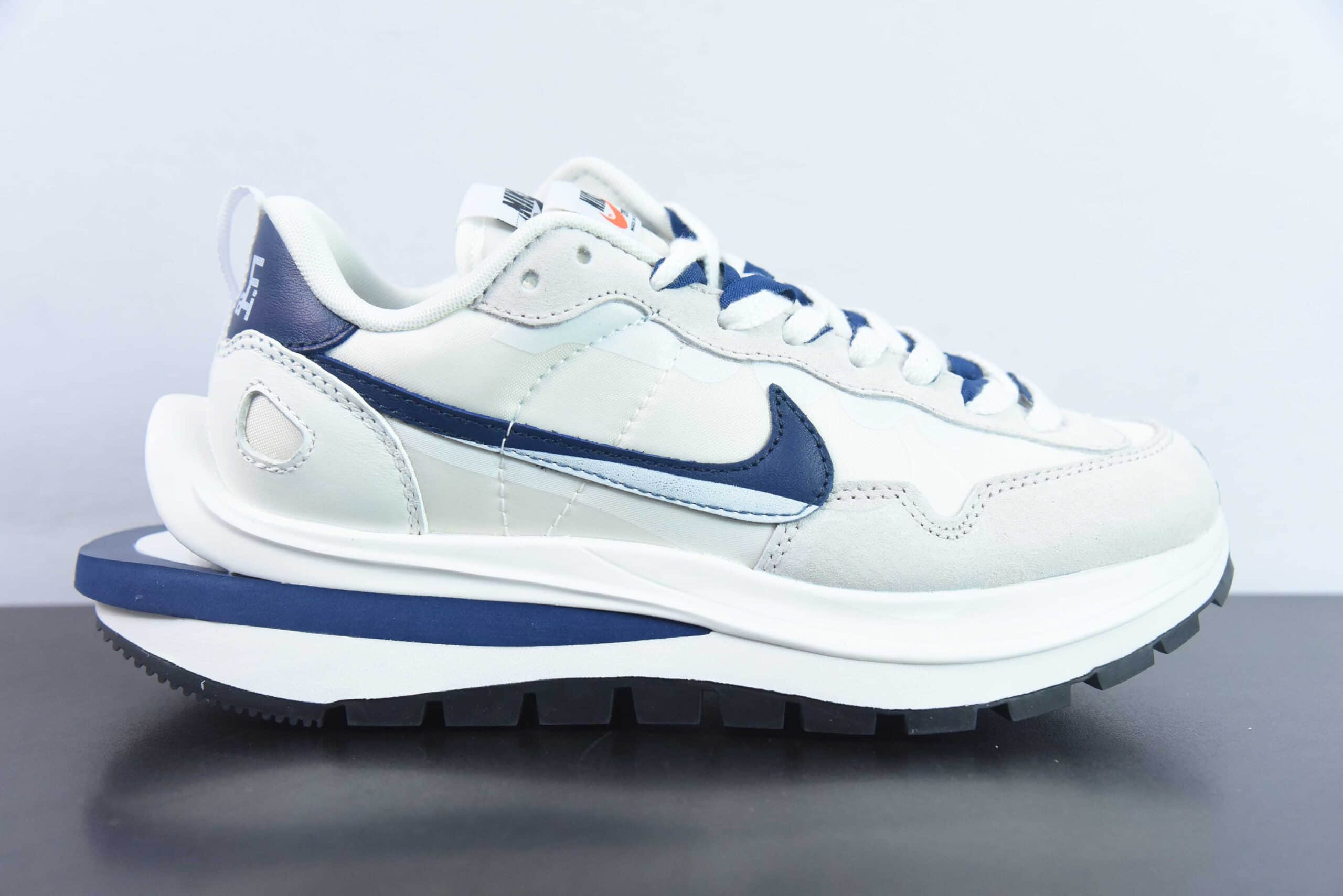 耐克Nike Sacai x Nk VaporWaffle 华夫3.0走秀款海军蓝运动休闲鞋纯原版本 货号：DD1875-109 