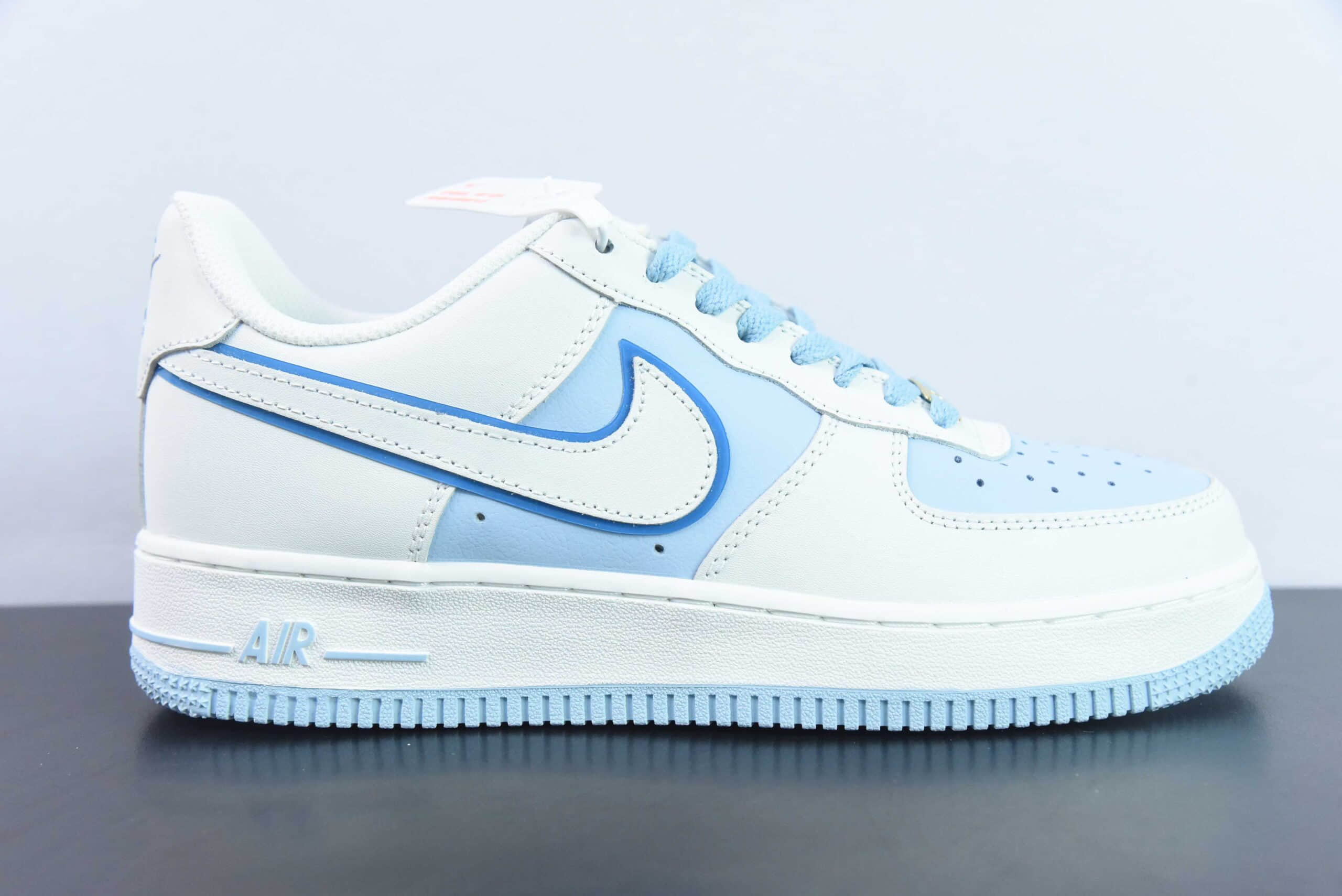 耐克Nike Air Force 1 AF1白淡蓝空军一号低帮休闲板鞋纯原版本 货号：AV0303-723