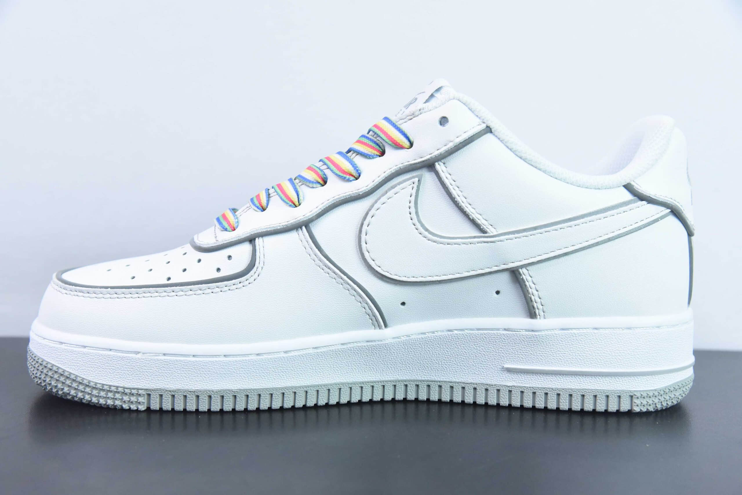 耐克Nike Air Force 1 Low 07 冰墩墩灰白反光空军一号低帮休闲板鞋纯原版本 货号：GU7895-639 