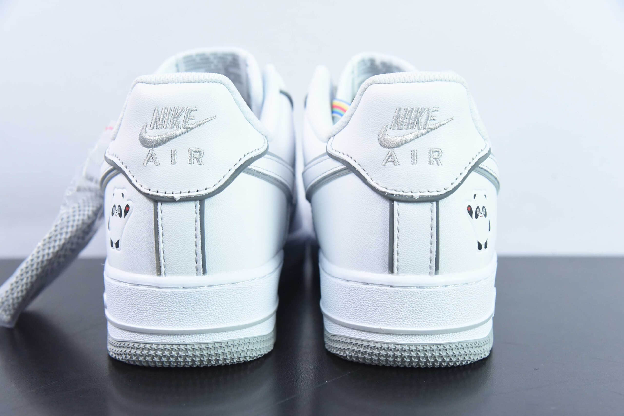 耐克Nike Air Force 1 Low 07 冰墩墩灰白反光空军一号低帮休闲板鞋纯原版本 货号：GU7895-639 