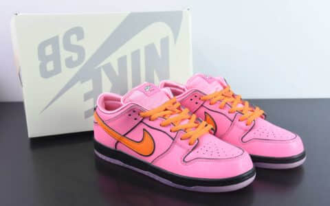 耐克Nike The Powerpuff Girls x Nk SB Dunk Low 飞天小女警联名款花花黑粉低帮休闲板鞋纯原版本 货号：FD2631-600