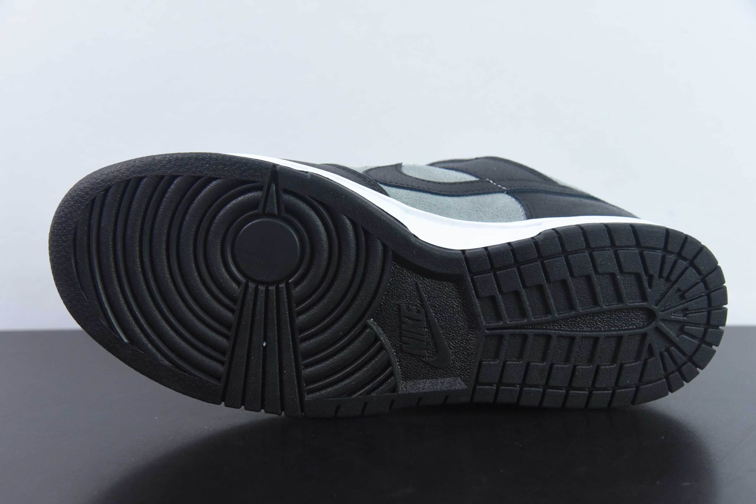 耐克Nike SB Dunk LowBlack Grey Green Strike黑灰迷你小钩扣篮系列低帮休闲运动滑板板鞋纯原版本 货号：FQ2205-001 