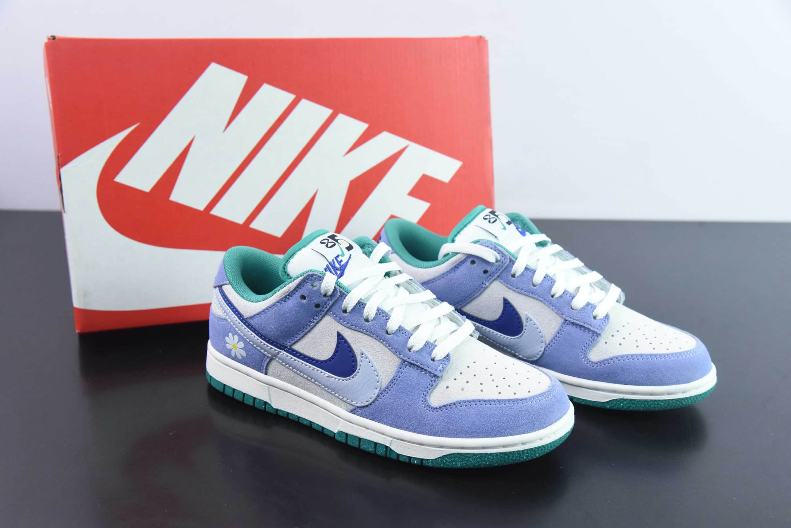 耐克Nike SB Dunk Low 85 兰白色小花双勾绑带 SB低帮运动休闲板鞋纯原版本 货号：DO9457-144 