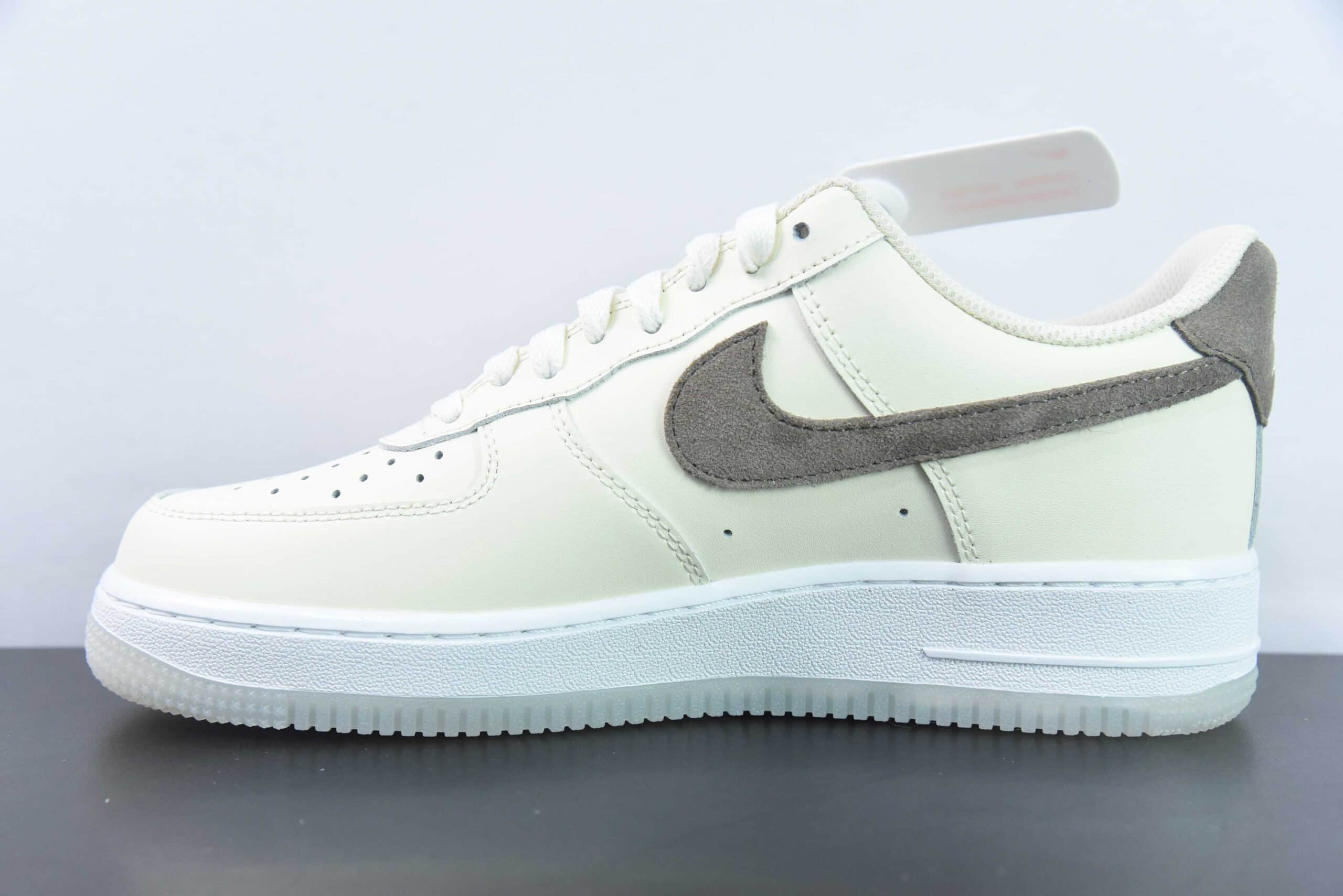 耐克Nike Air Force 1 AF1米白棕绿空军一号低帮休闲板鞋纯原版本 货号：FN5832-101