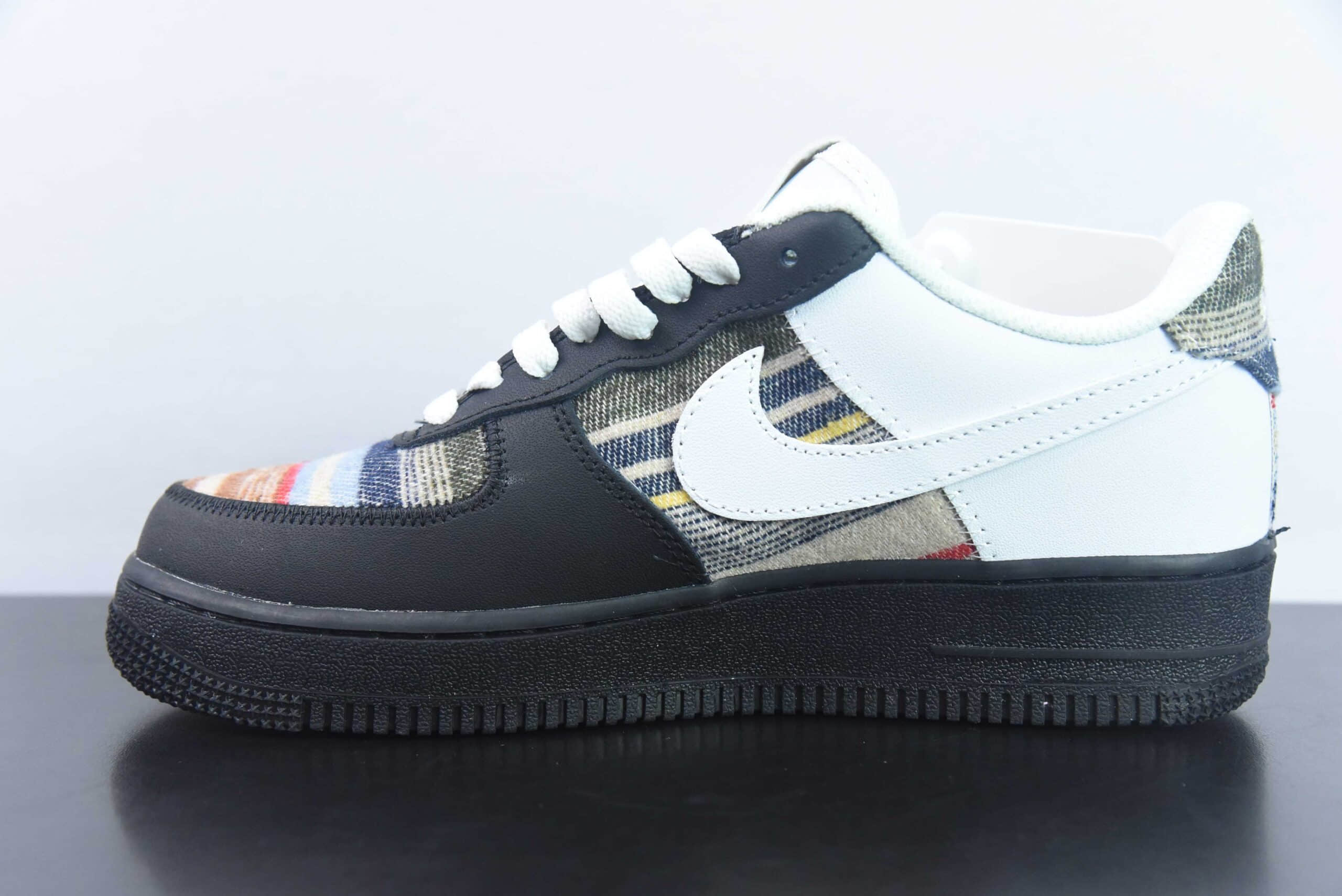 耐克Nike Air Force 1 Low 黑白拼接毛衣空军一号低帮运动休闲板鞋纯原版本 货号：CW1188-678