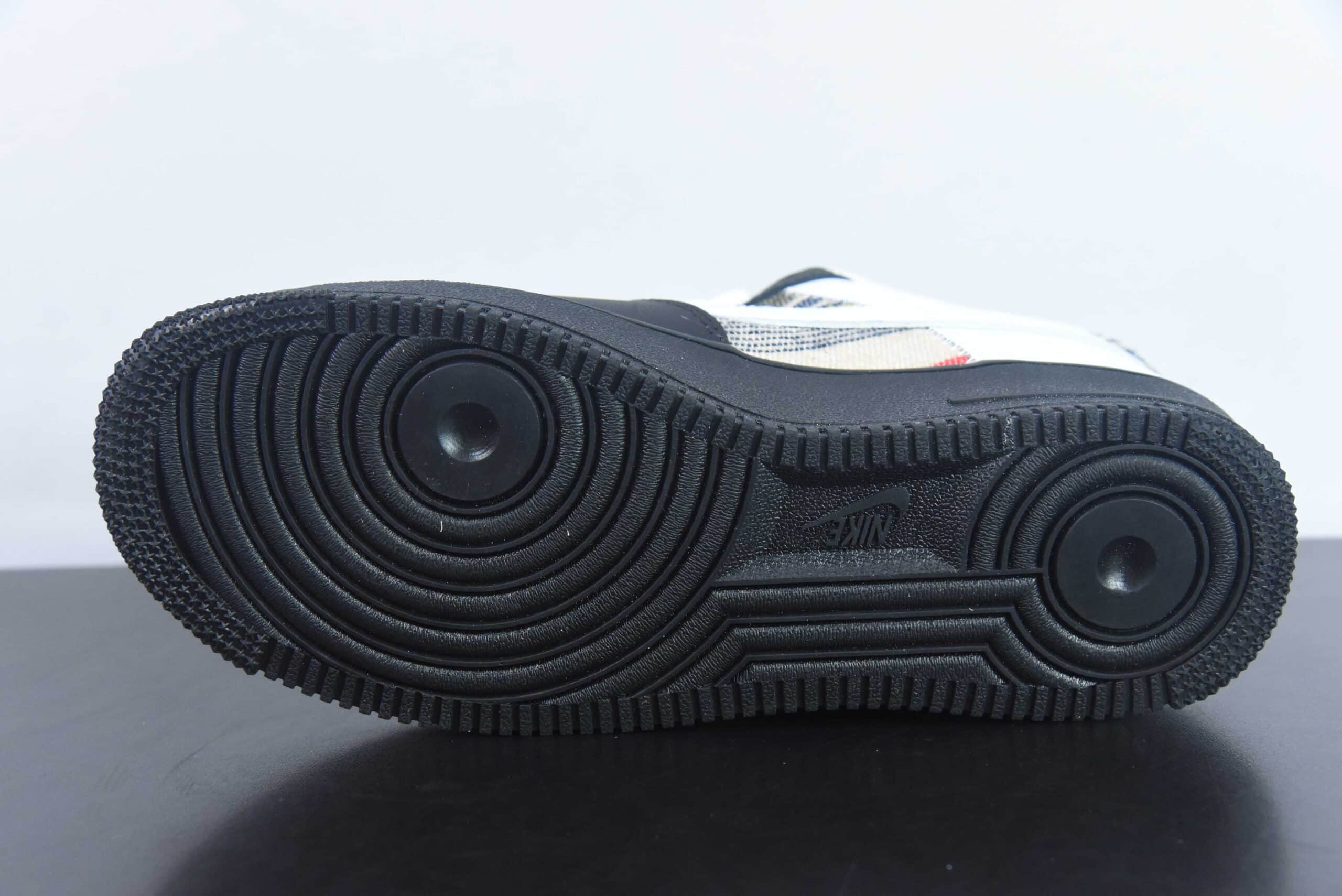 耐克Nike Air Force 1 Low 黑白拼接毛衣空军一号低帮运动休闲板鞋纯原版本 货号：CW1188-678