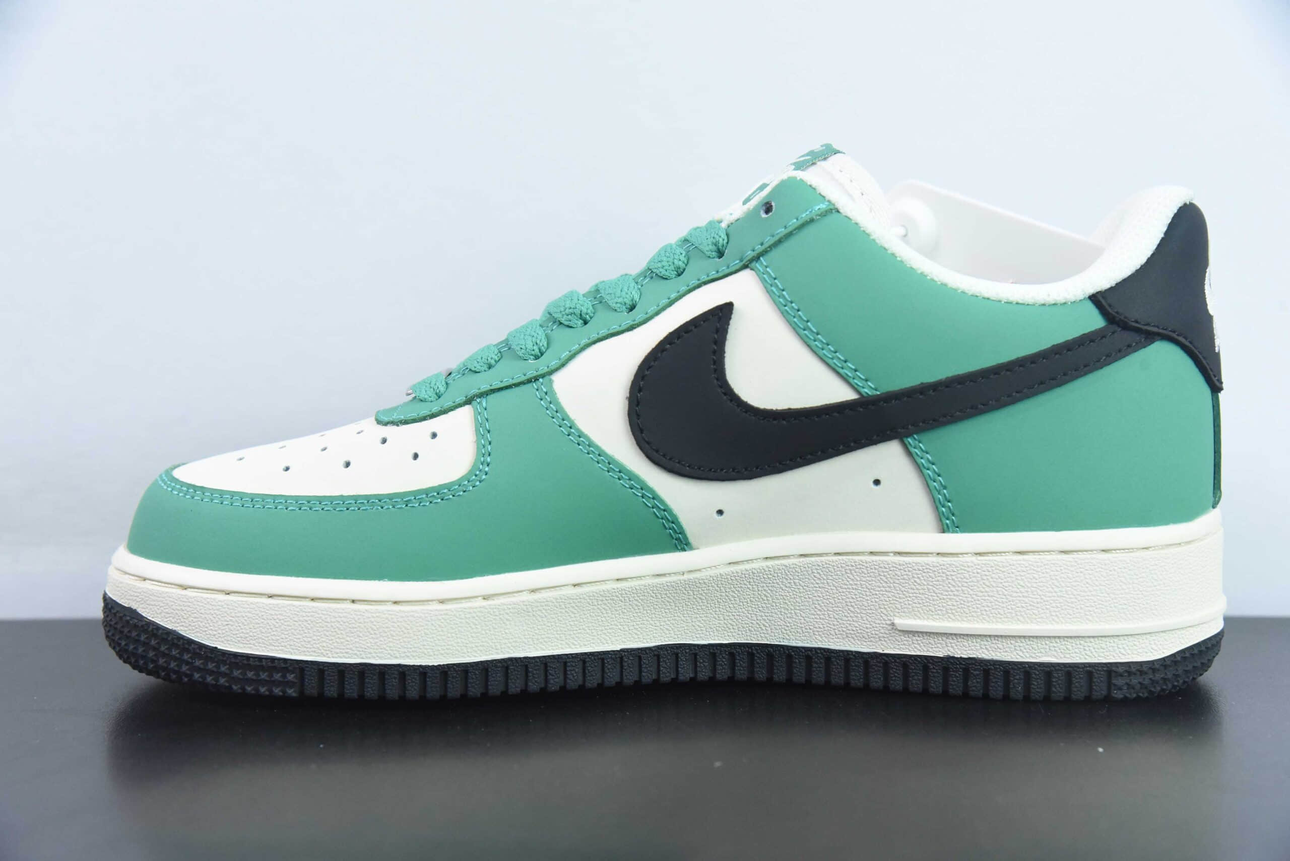 耐克Nike Air Force 1 ‘07 Low 巴宝莉联名青春活绿空军一号低帮休闲板鞋纯原版本 货号：BS9055-708