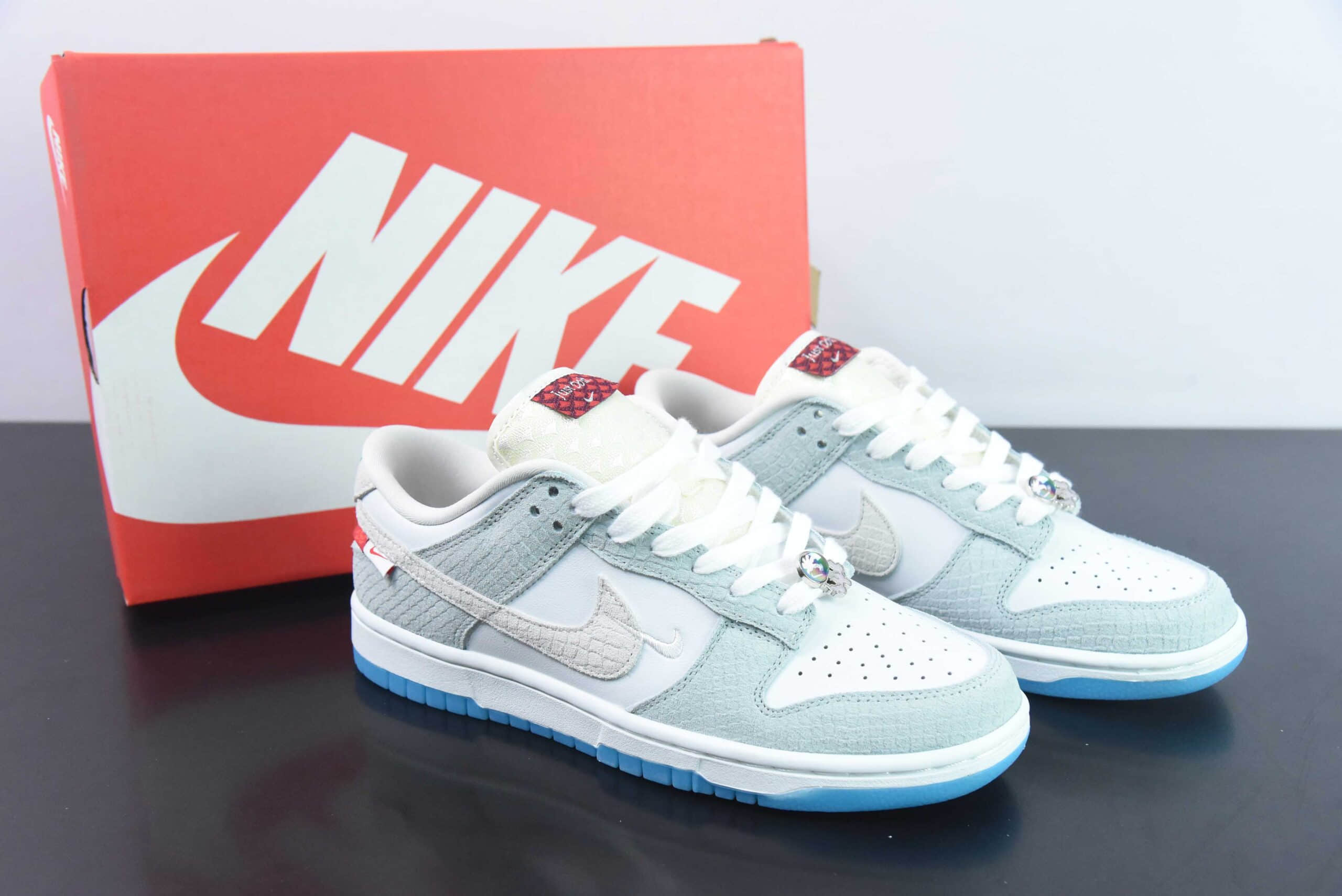 耐克Nike SB Dunk Low LXYear of the Dragon龙年青绿米白蓝珠宝扣篮系列低帮休闲运动滑板板鞋纯原版本 货号：FZ5065-111