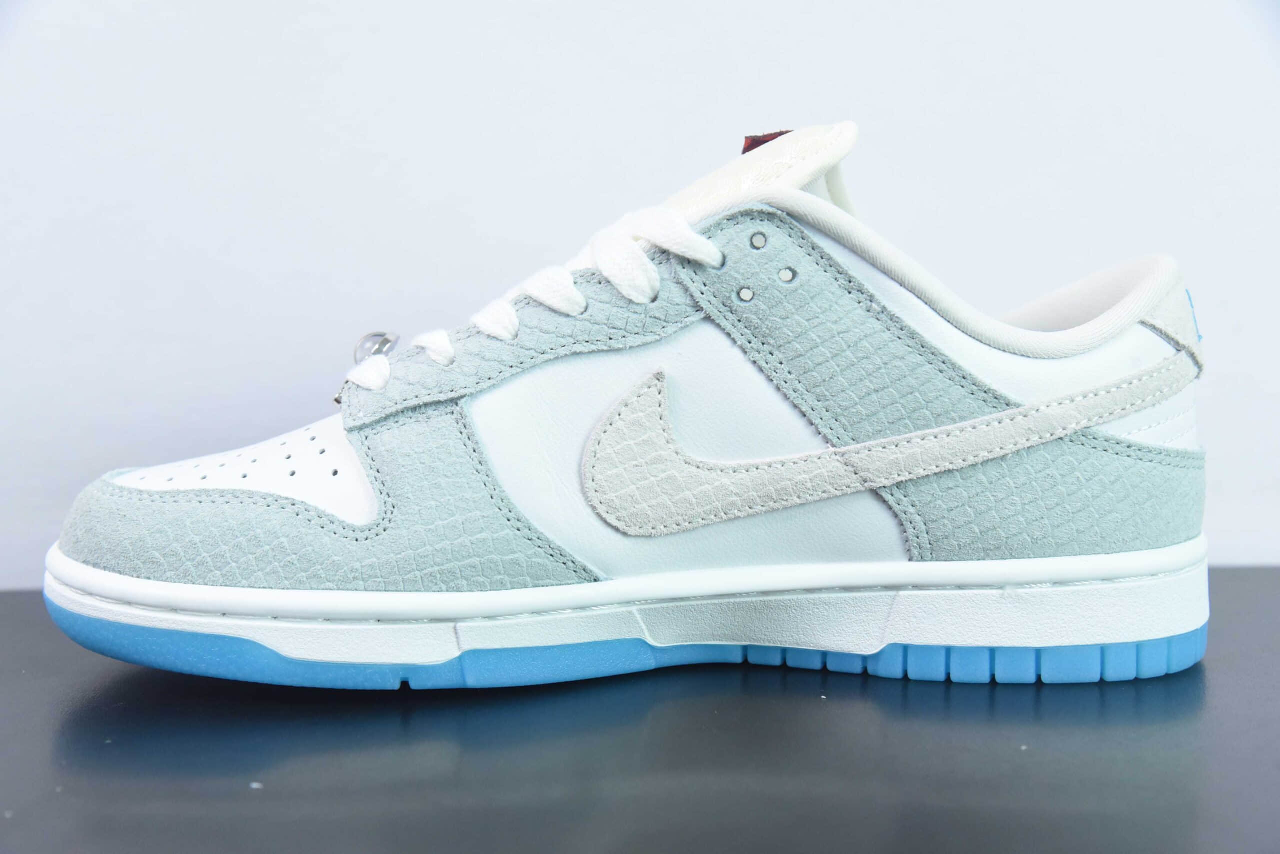 耐克Nike SB Dunk Low LXYear of the Dragon龙年青绿米白蓝珠宝扣篮系列低帮休闲运动滑板板鞋纯原版本 货号：FZ5065-111