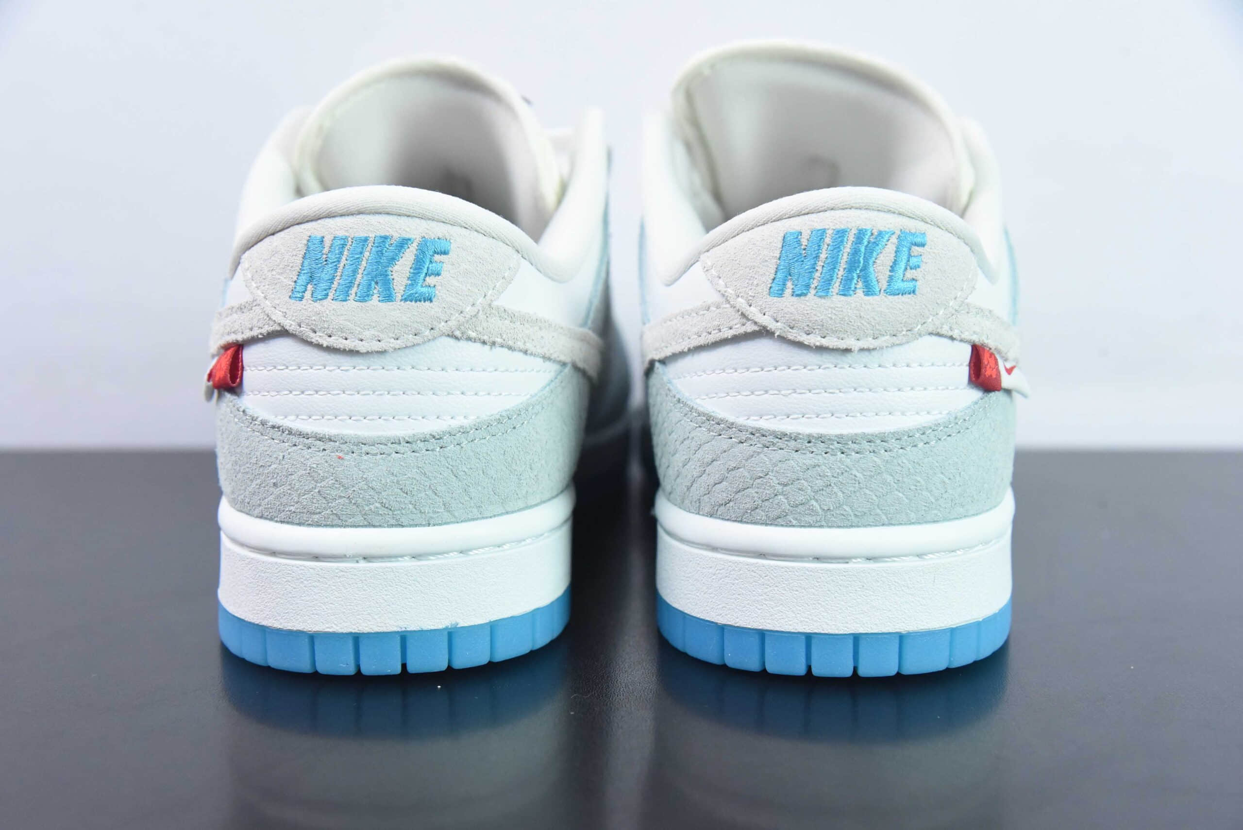 耐克Nike SB Dunk Low LXYear of the Dragon龙年青绿米白蓝珠宝扣篮系列低帮休闲运动滑板板鞋纯原版本 货号：FZ5065-111