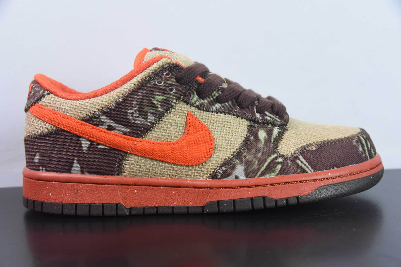 耐克Nike Dunk SB Low Reese Forbes密林狩猎人缝线橙SB低帮休闲滑板鞋纯原版本 货号：304292-281