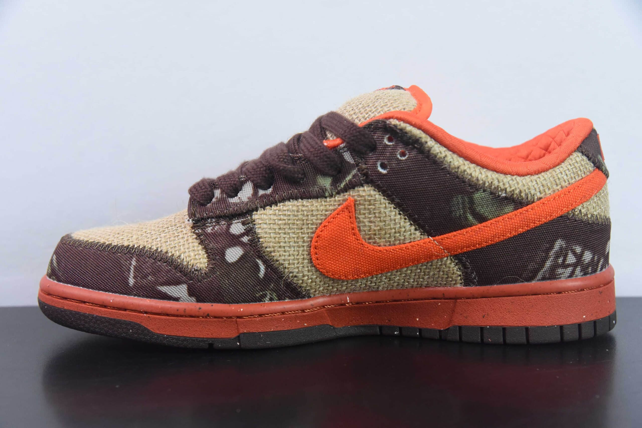 耐克Nike Dunk SB Low Reese Forbes密林狩猎人缝线橙SB低帮休闲滑板鞋纯原版本 货号：304292-281