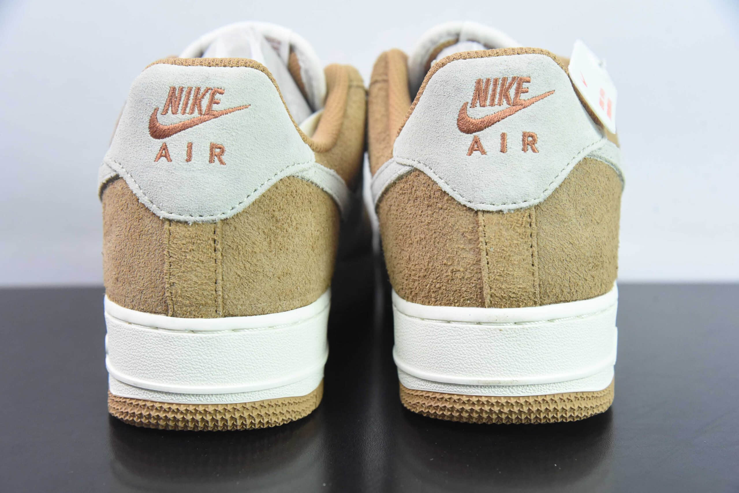 耐克Nike Air Force 1'07 Low白棕小麦色空军一号低帮休闲板鞋纯原版本 货号：BQ8988-104