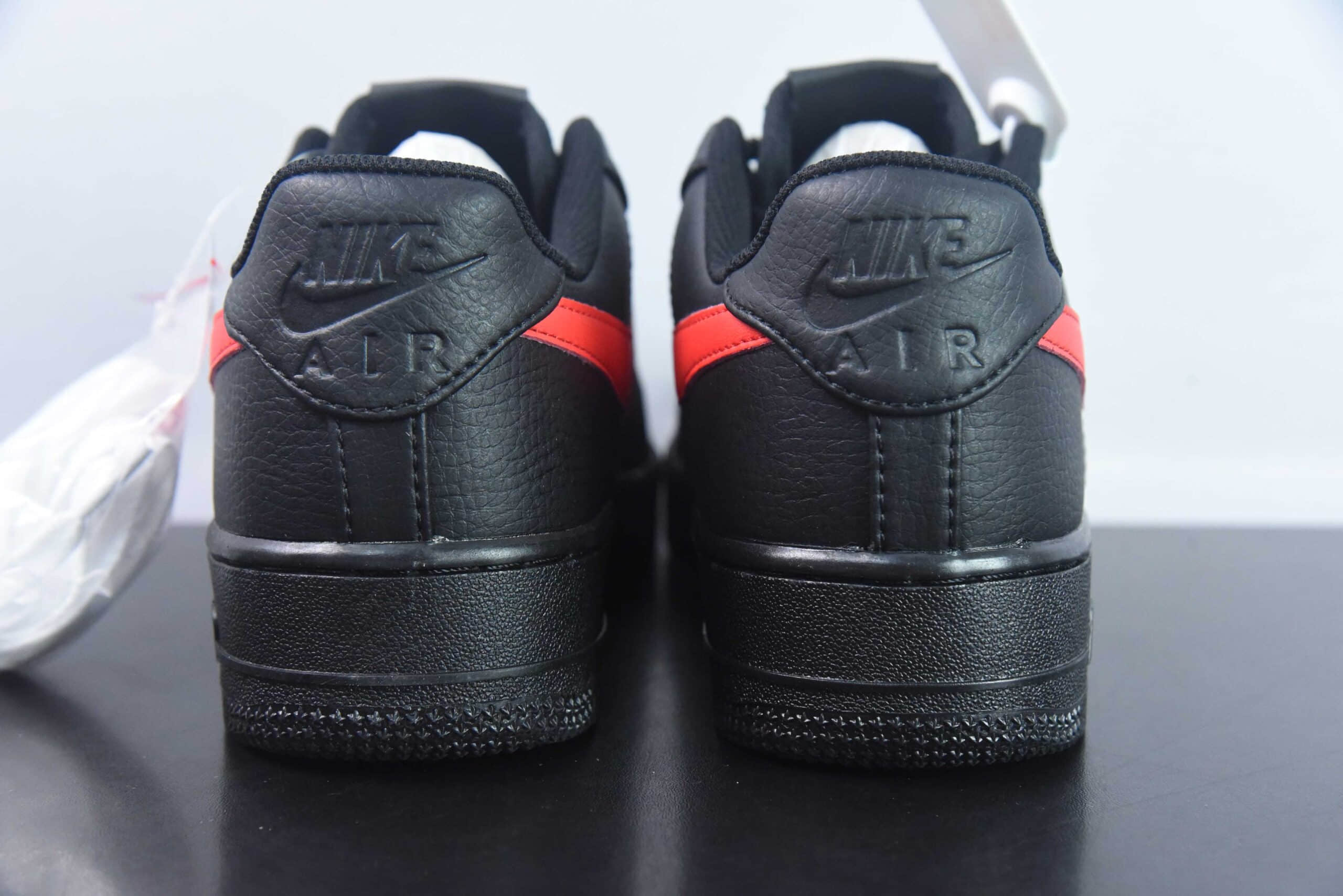 耐克Nike Air Force 1'07 Low 黑红大勾空军一号低帮休闲板鞋纯原版本 货号： CI9553-011
