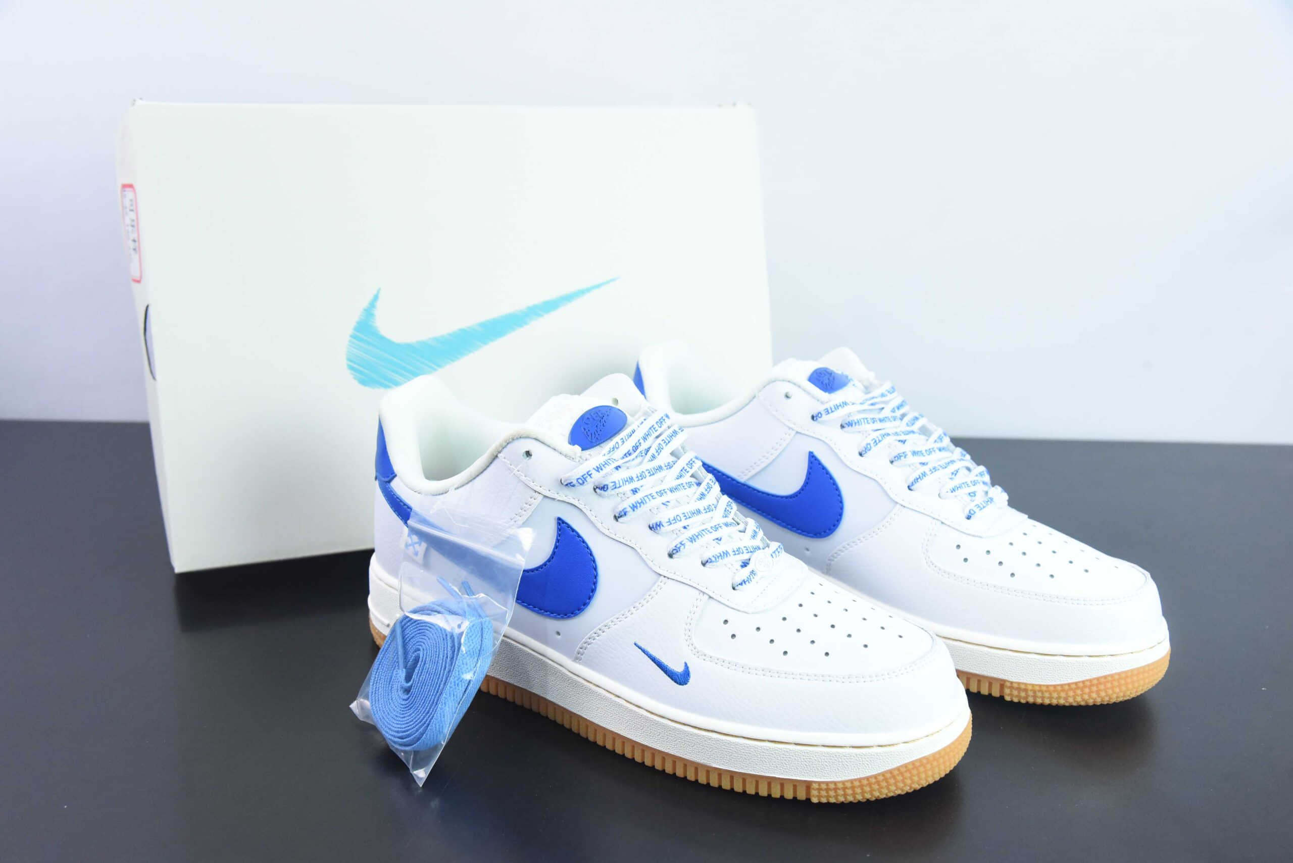 耐克Nike Air Force 1 AF1 白蓝生胶底刺绣小勾空军一号低帮休闲板鞋纯原版本 货号：PF9055-764