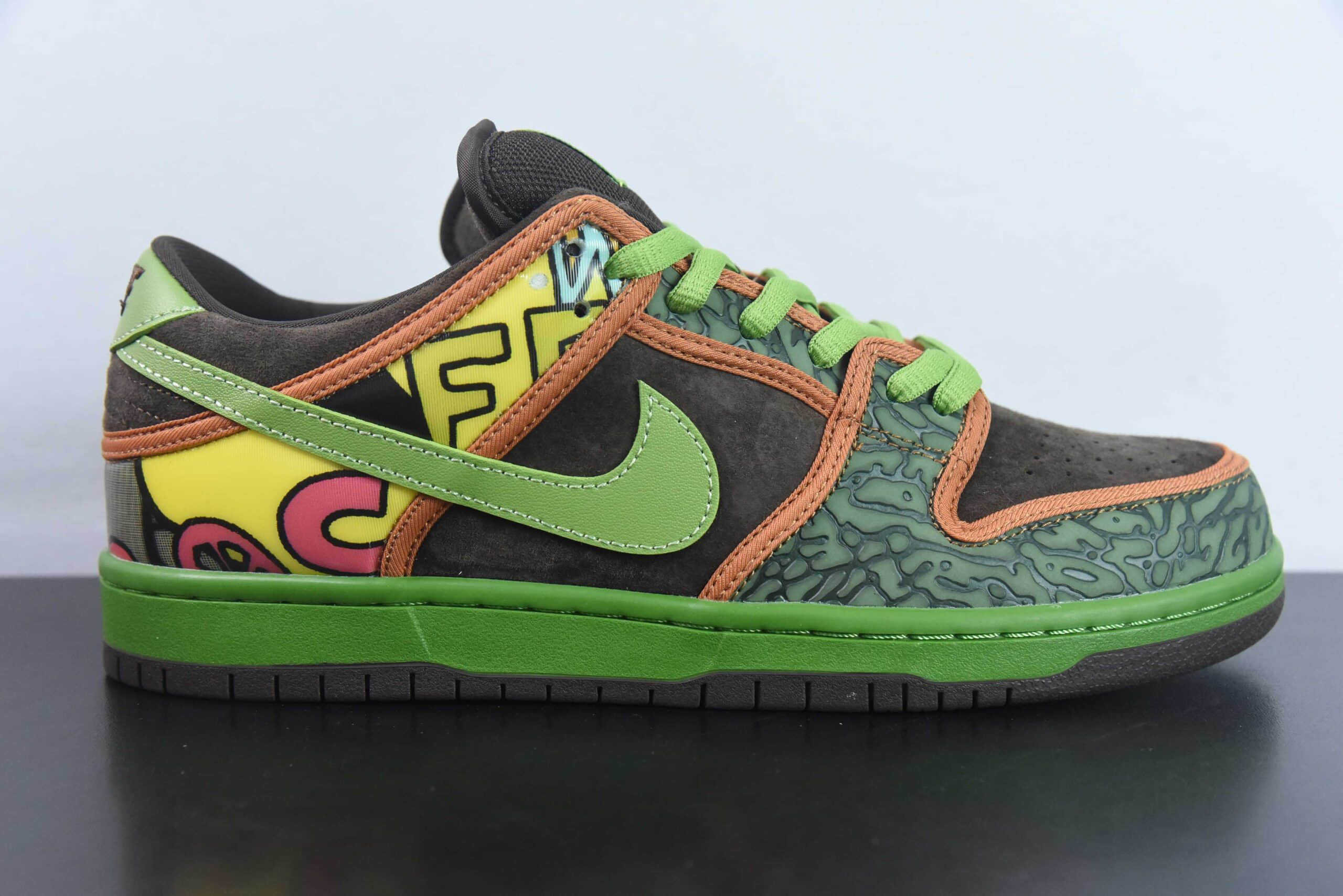耐克Nike Dunk SB Low De La Soul联名款巴洛克棕色 SB低帮休闲板鞋纯原版本 货号：789841-332