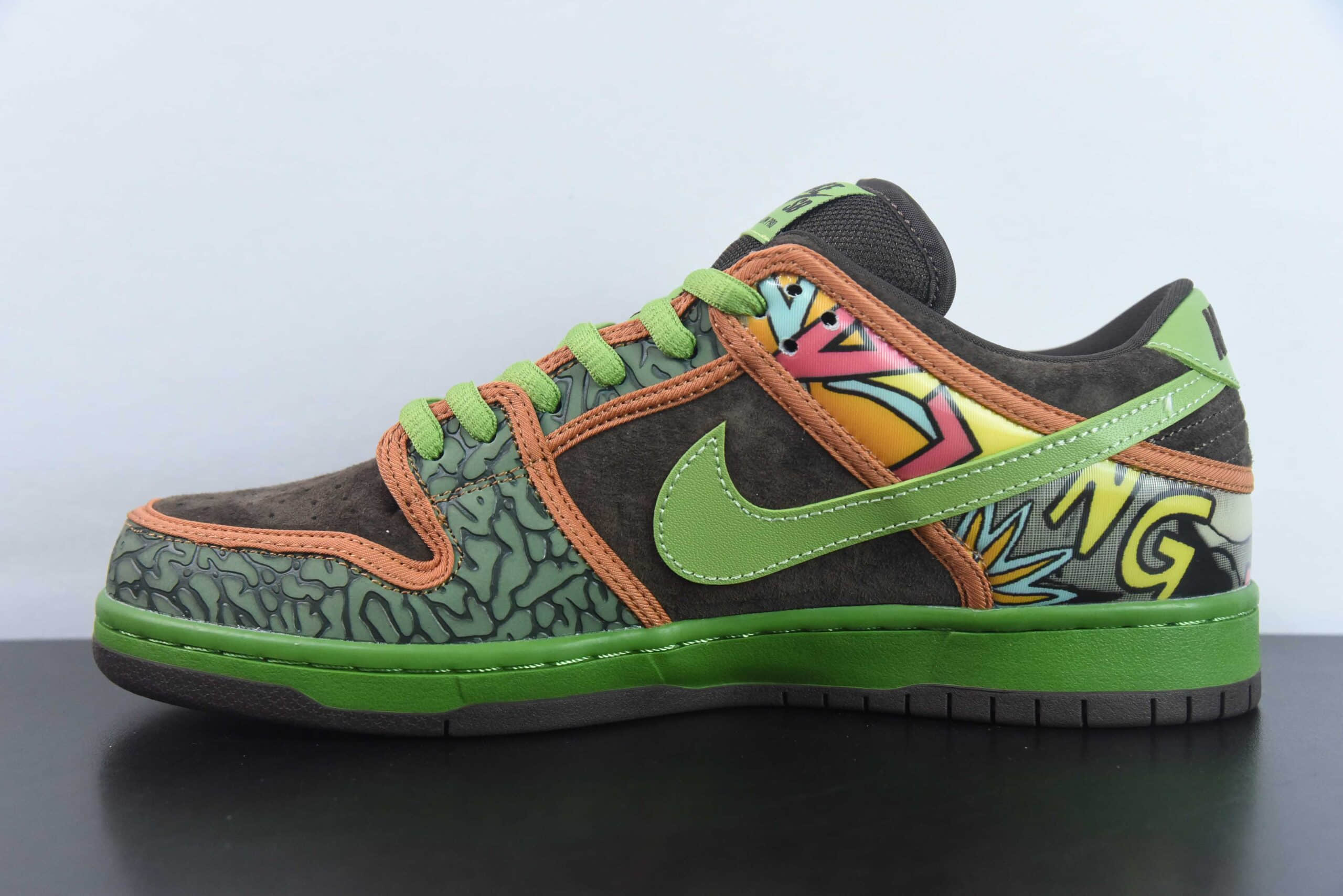 耐克Nike Dunk SB Low De La Soul联名款巴洛克棕色 SB低帮休闲板鞋纯原版本 货号：789841-332