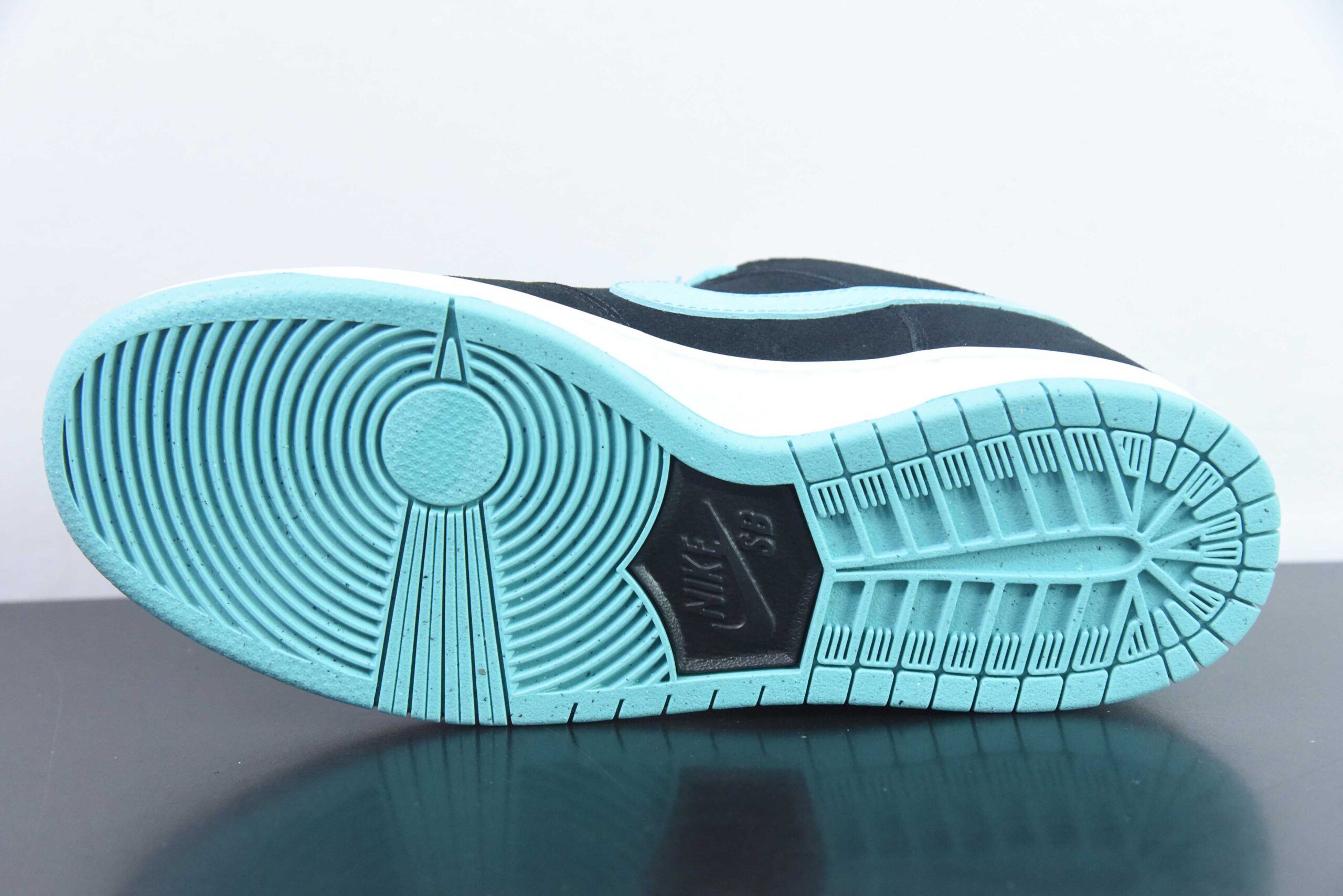 耐克Nike SB Dunk Low ProClear Jade黑浅蓝小钻石SB扣篮系列高帮休闲运动滑板板鞋纯原版本 货号：304292-030