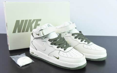 耐克Nike Air Force 1'07 Mid 绿珠光小勾空军一号中帮休闲板鞋纯原版本 货号：SG2356-805