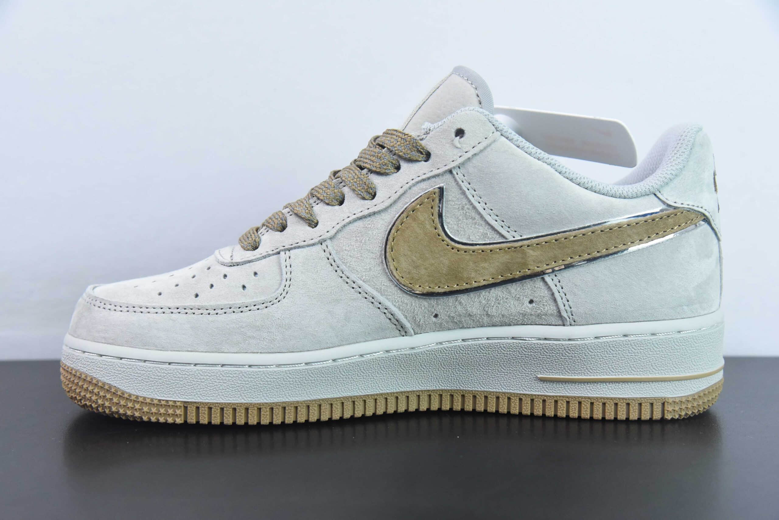 耐克Nike Air Force 1'07 Low 麂皮灰小勾卫冕冠军满天星空军一号低帮运动休闲板鞋纯原版本 货号：WW5021-625