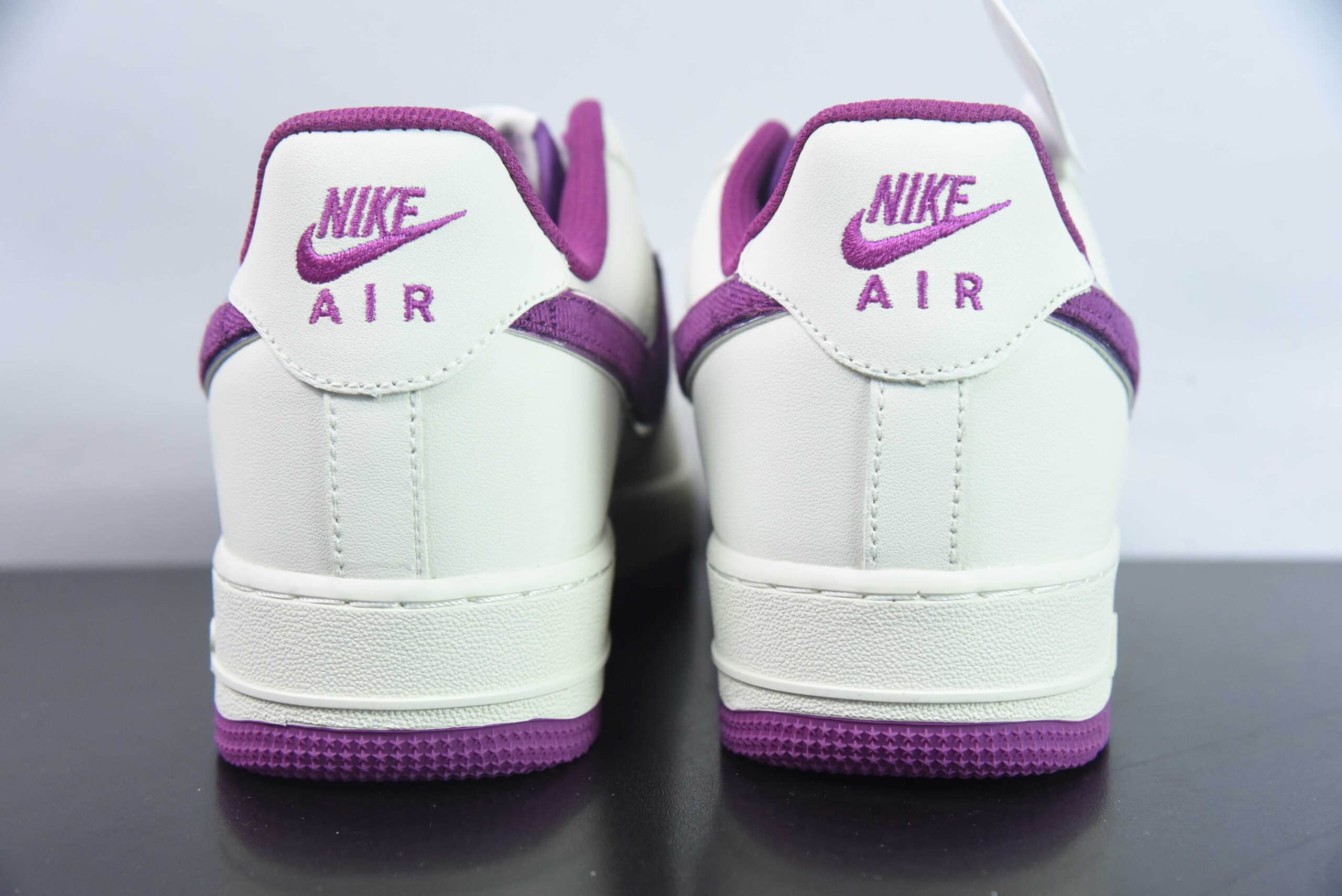 耐克Nike Air Force 1'07 Low LV联名印花紫空军一号低帮休闲板鞋纯原版本 货号： LV0506-066