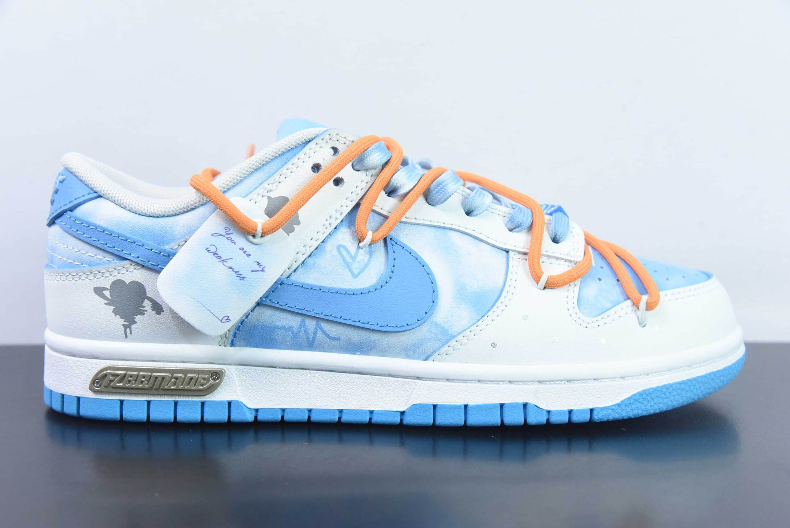 耐克Nike Dunk Low FZBB 夏日清云北卡蓝澄空之爱火漆信封情人礼盒 SB绑带低帮休闲板鞋纯原版本 货号：DV0831-001